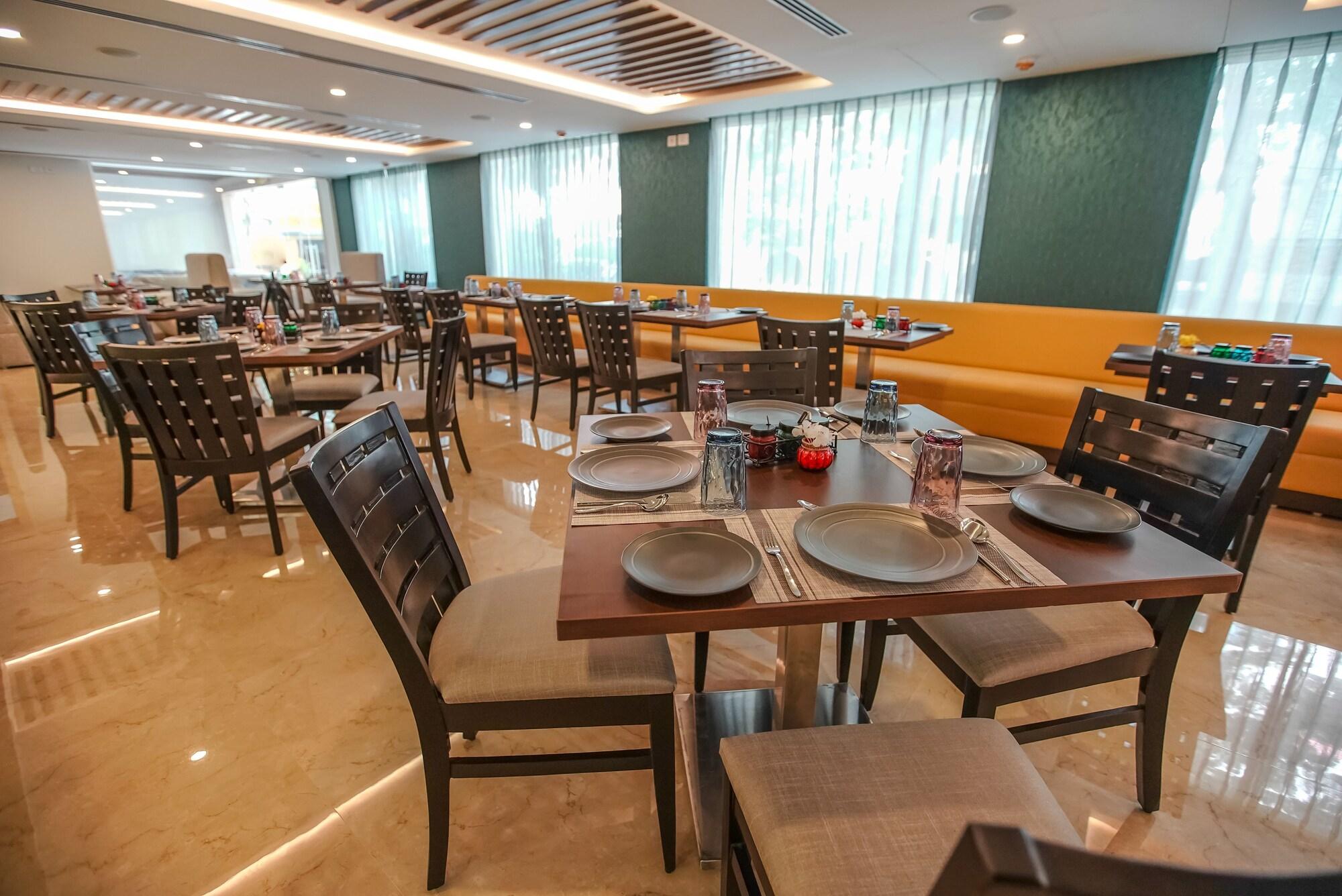Jaag Hotel