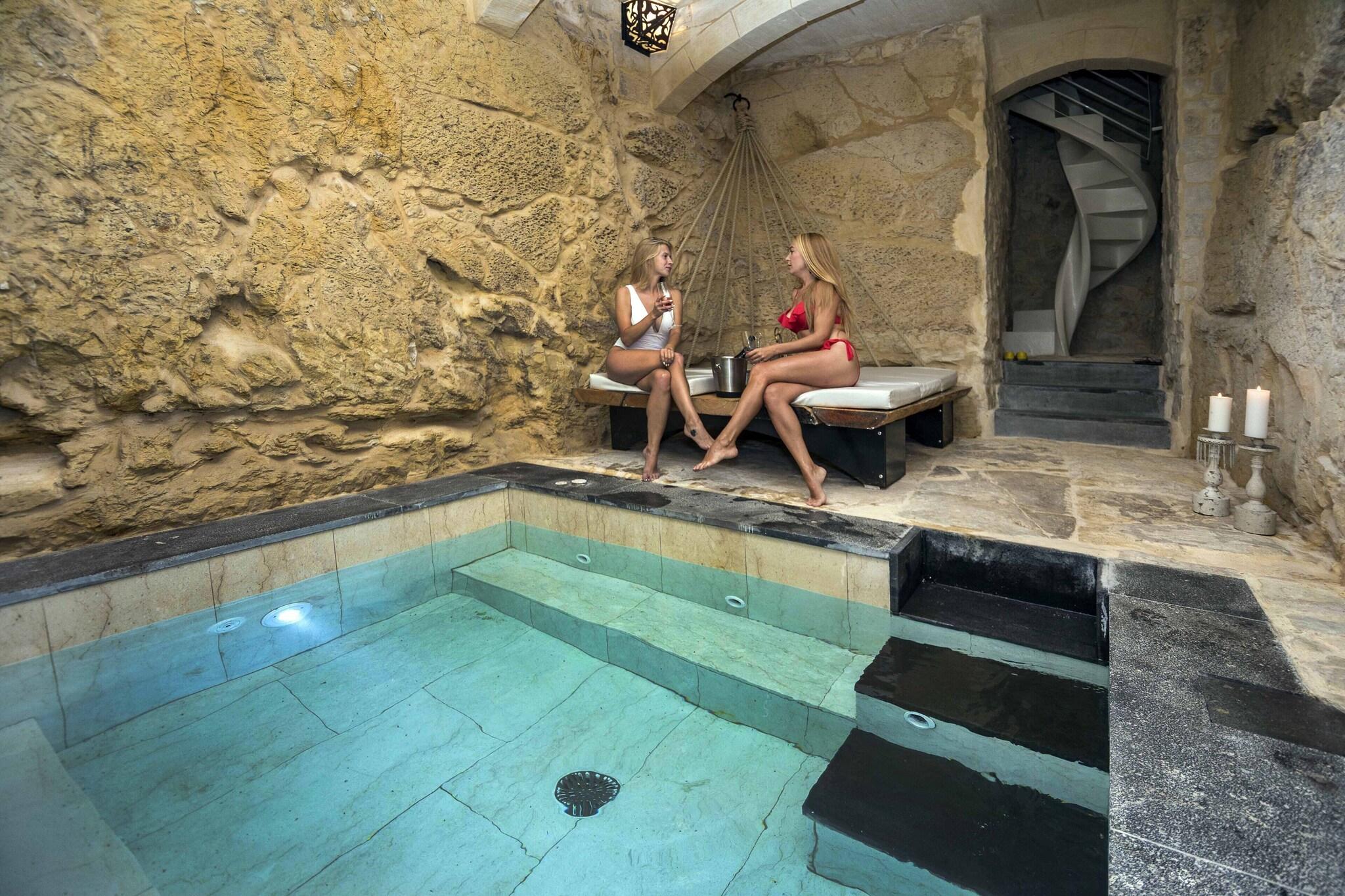 Lulu Boutique Hotel