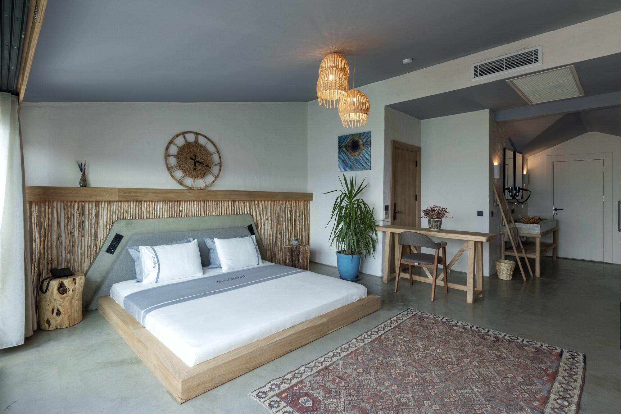 Harbour Suites by null