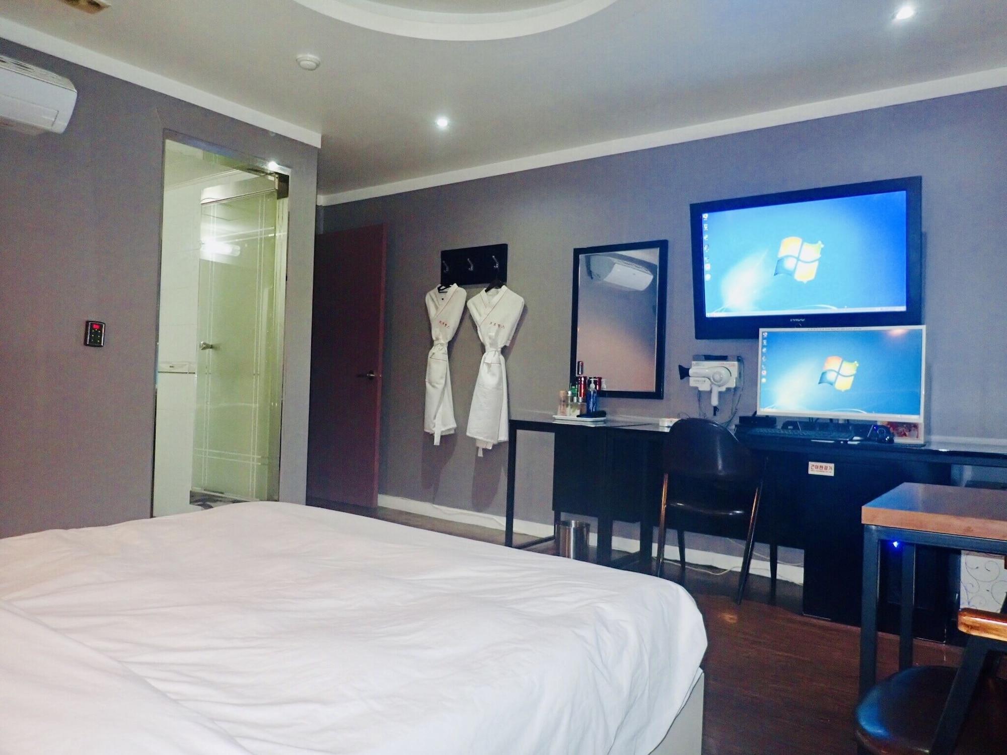 Provence Hotel