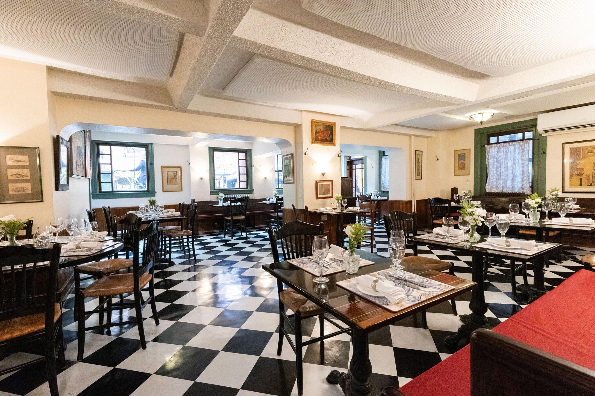 Tabard Inn by null