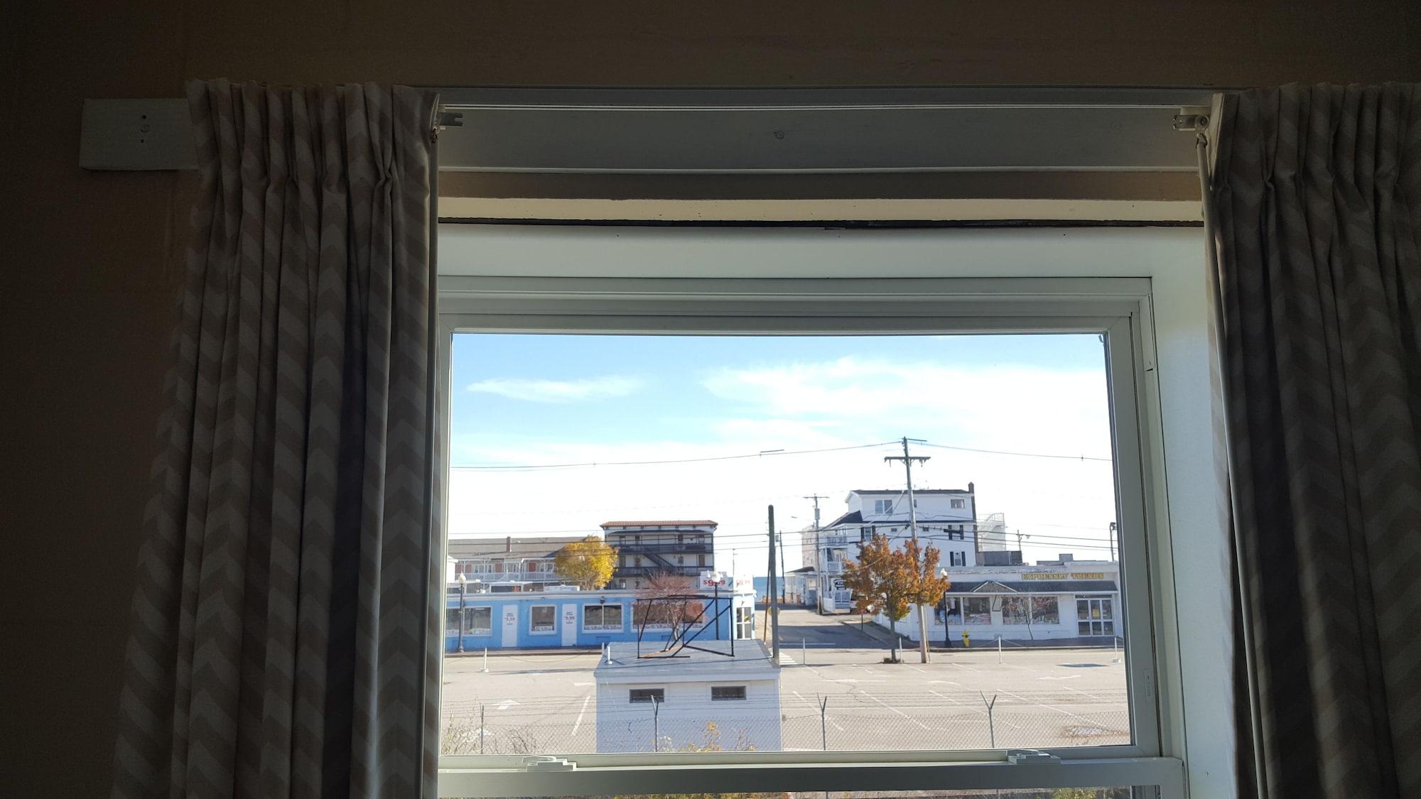 Seabreeze Motel