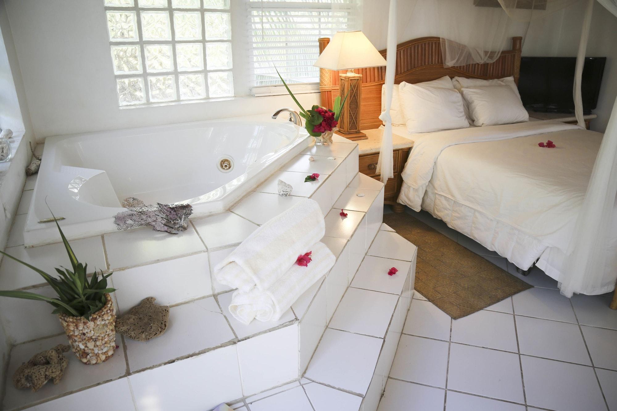 Tingum Village Hotel by null