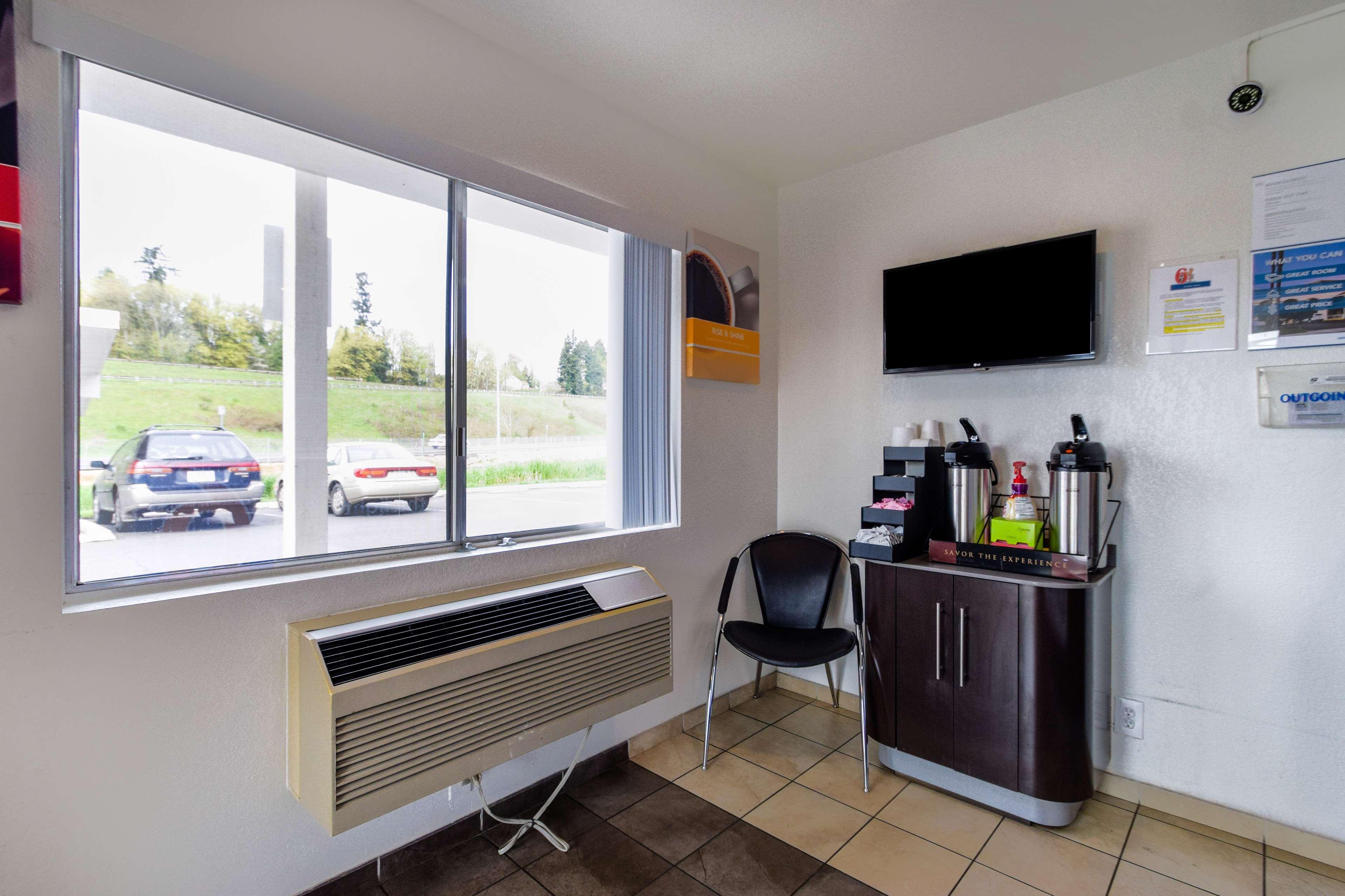 Motel 6 Kelso, WA - Mt. St. Helens
