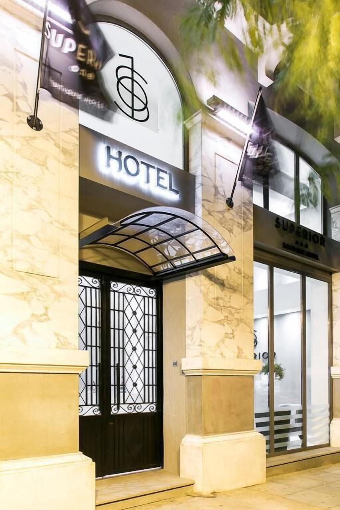 Superior One Boutique Hotel - photo