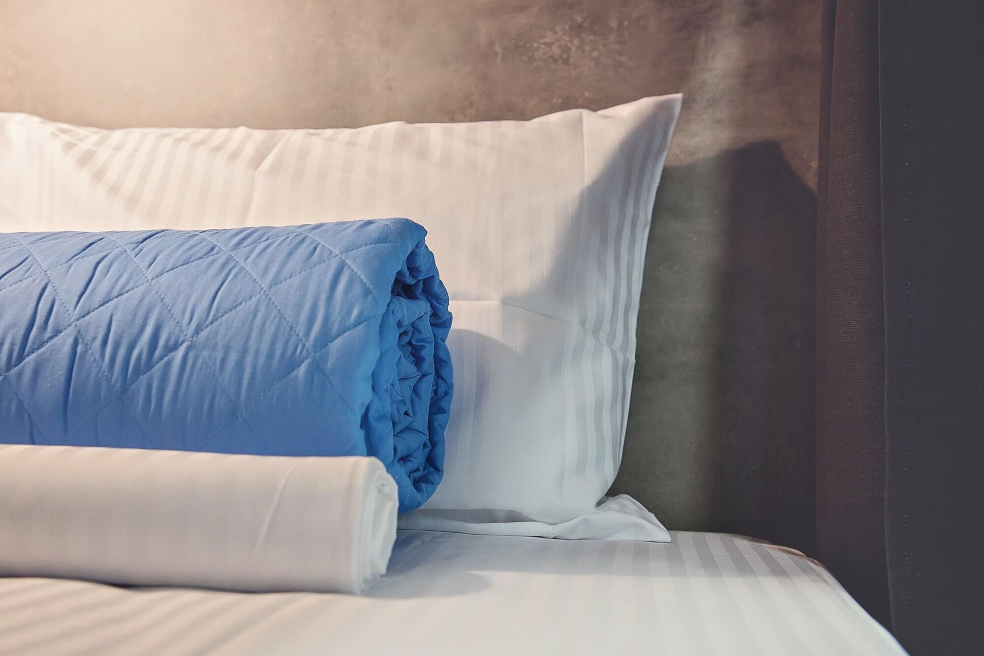 Bedbox Athens by null