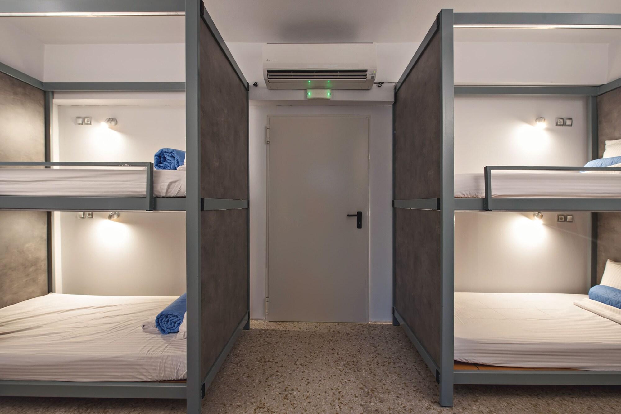 Bedbox Athens by null