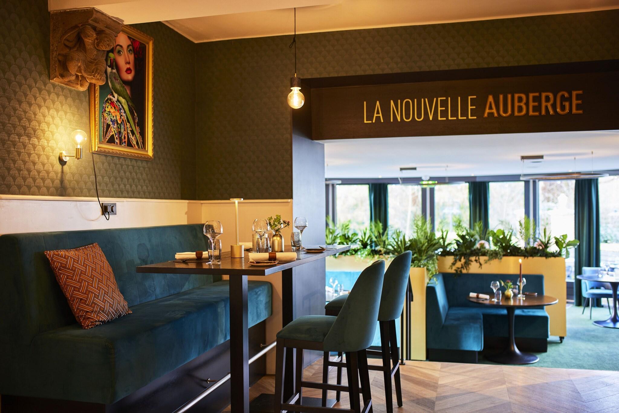 Auberge Du Bonheur by null