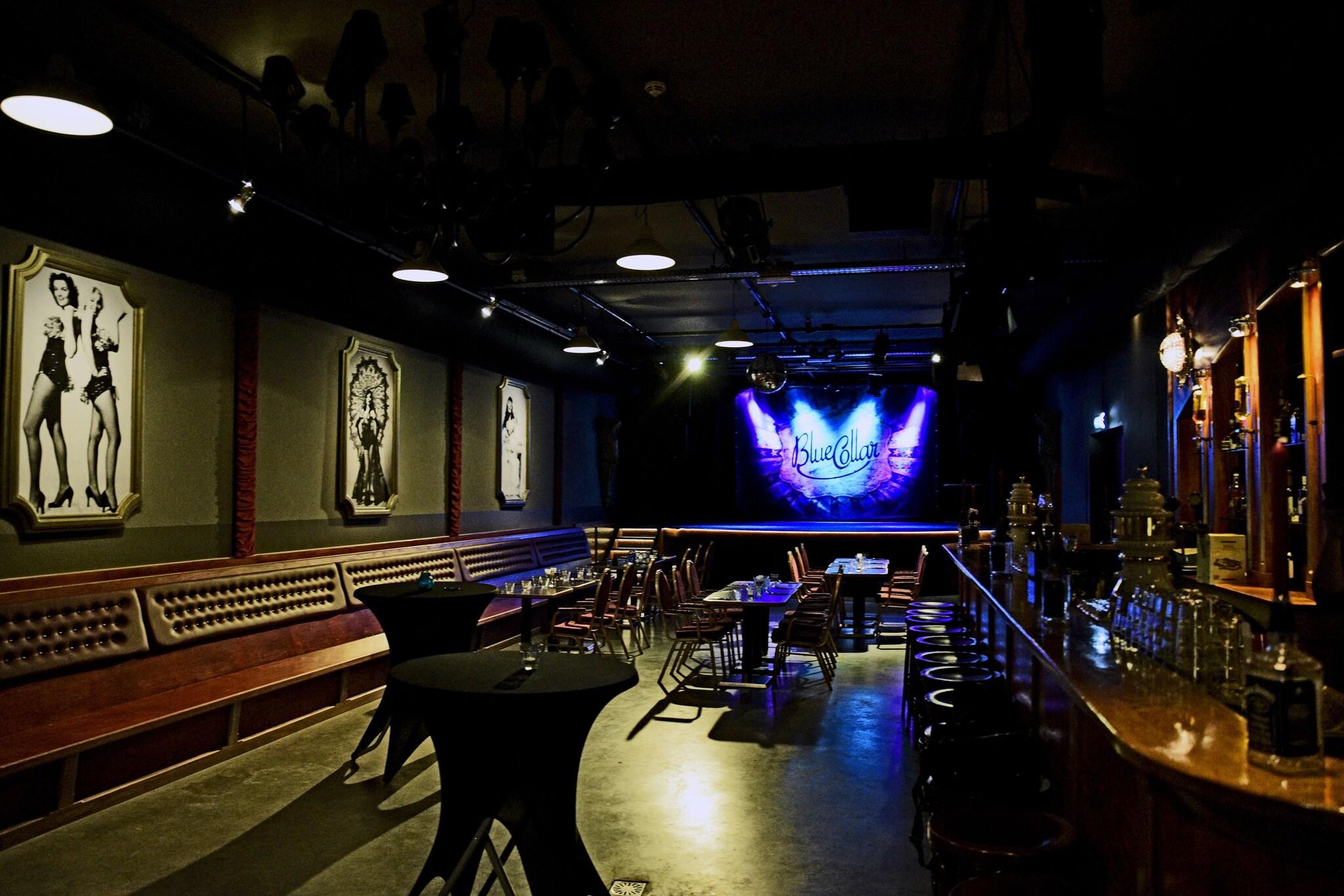 Blue Collar Hotel - Hostel