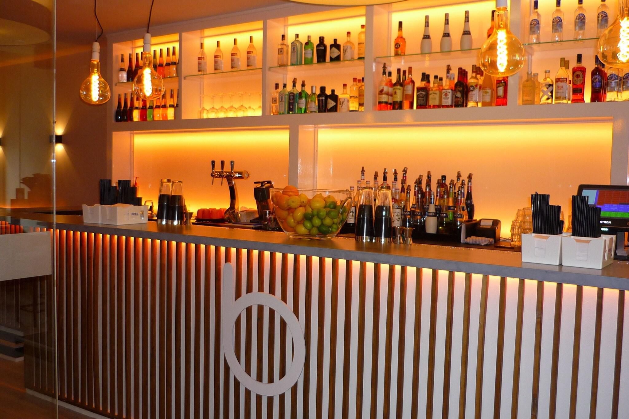 Beez Hotel Cocktail Bar by null