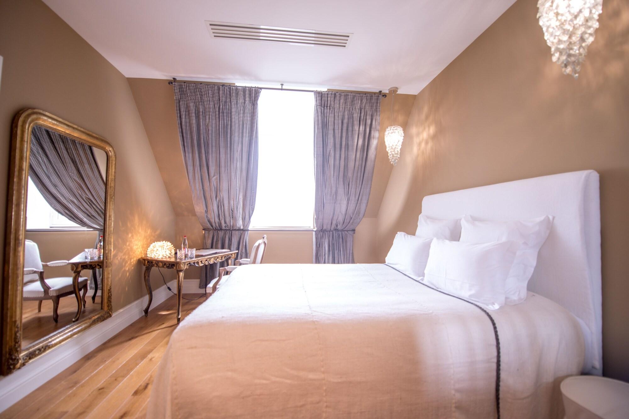 Château de Sacy by null