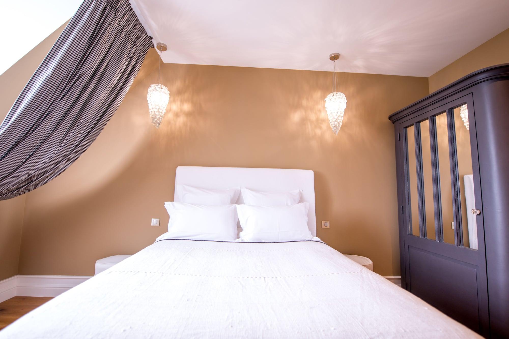 Château de Sacy by null