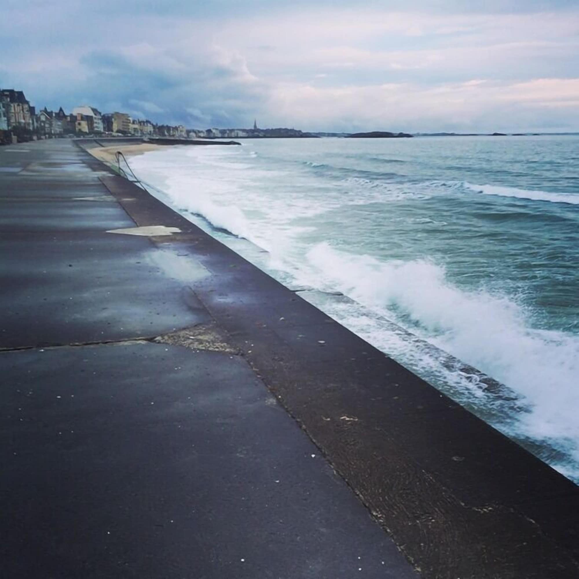 AR INIZ - Hôtel Restaurant by null