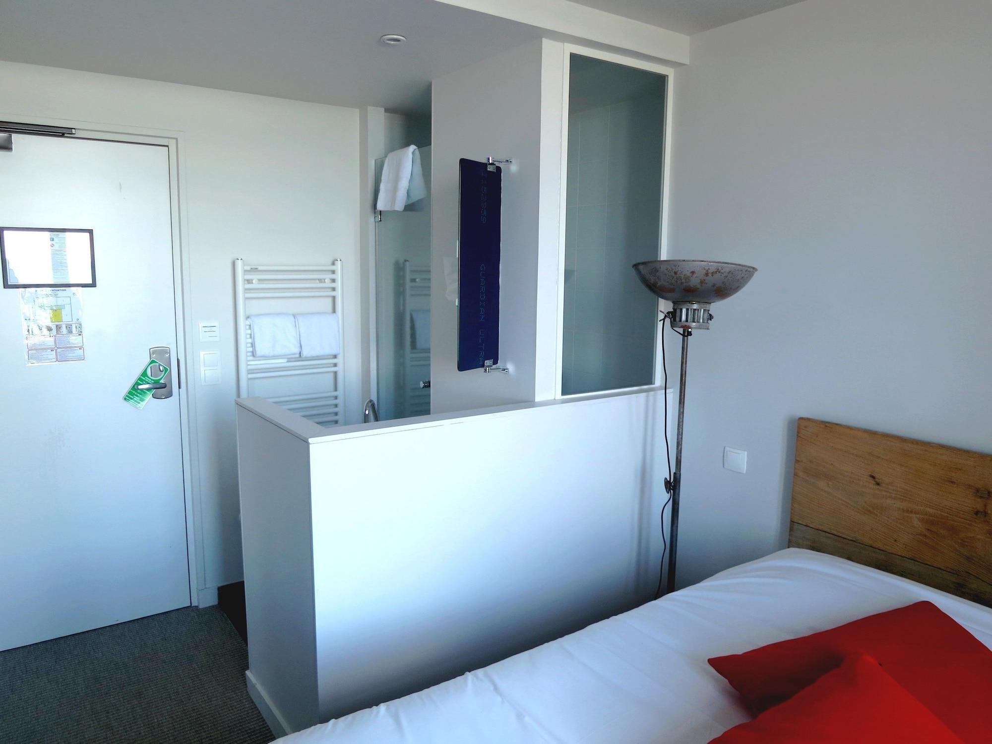 AR INIZ - Hôtel Restaurant by null