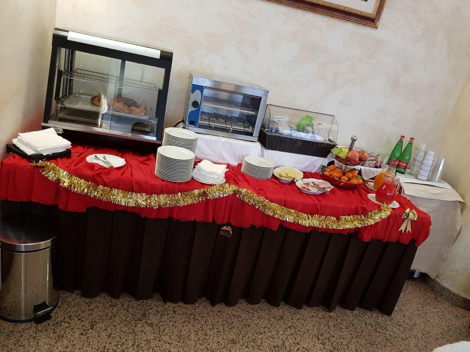Kiris Hotel