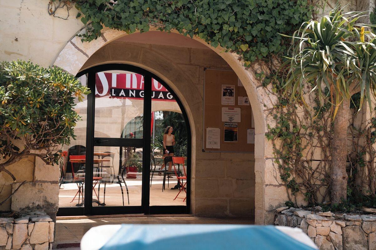 Sprachcaffe International Aparthotel Pembroke