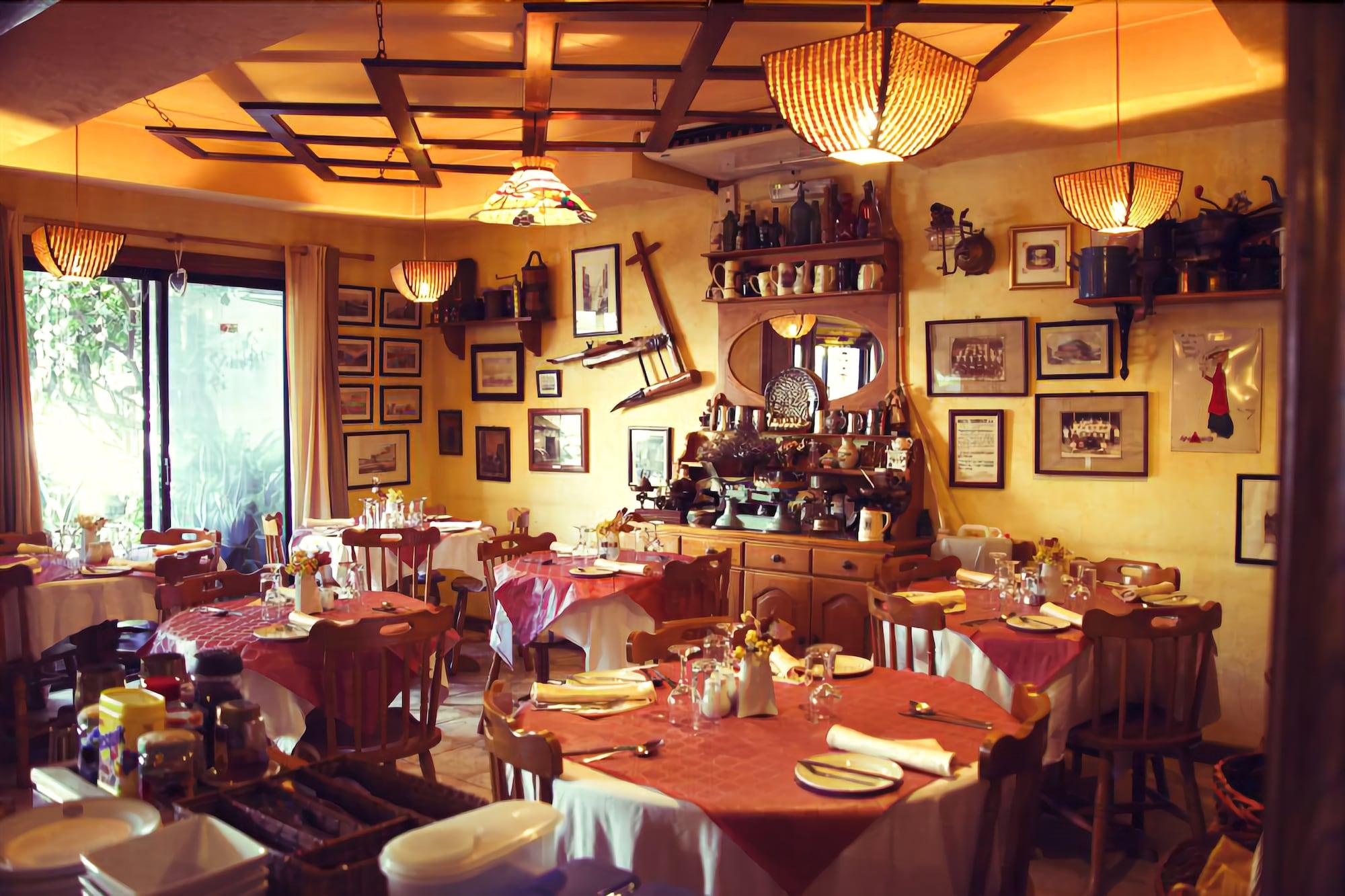 Green Grove Guest House