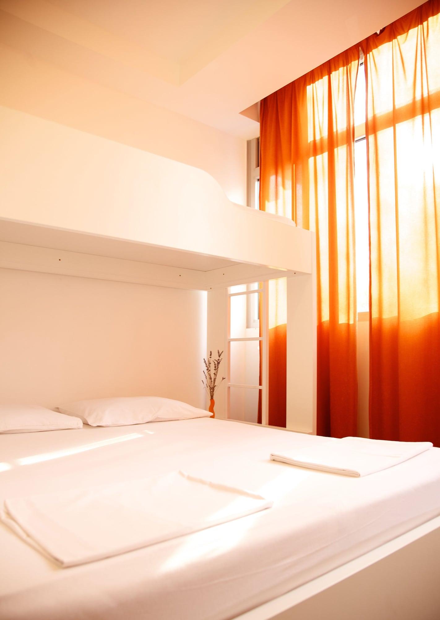 Funk Lounge hostel by null