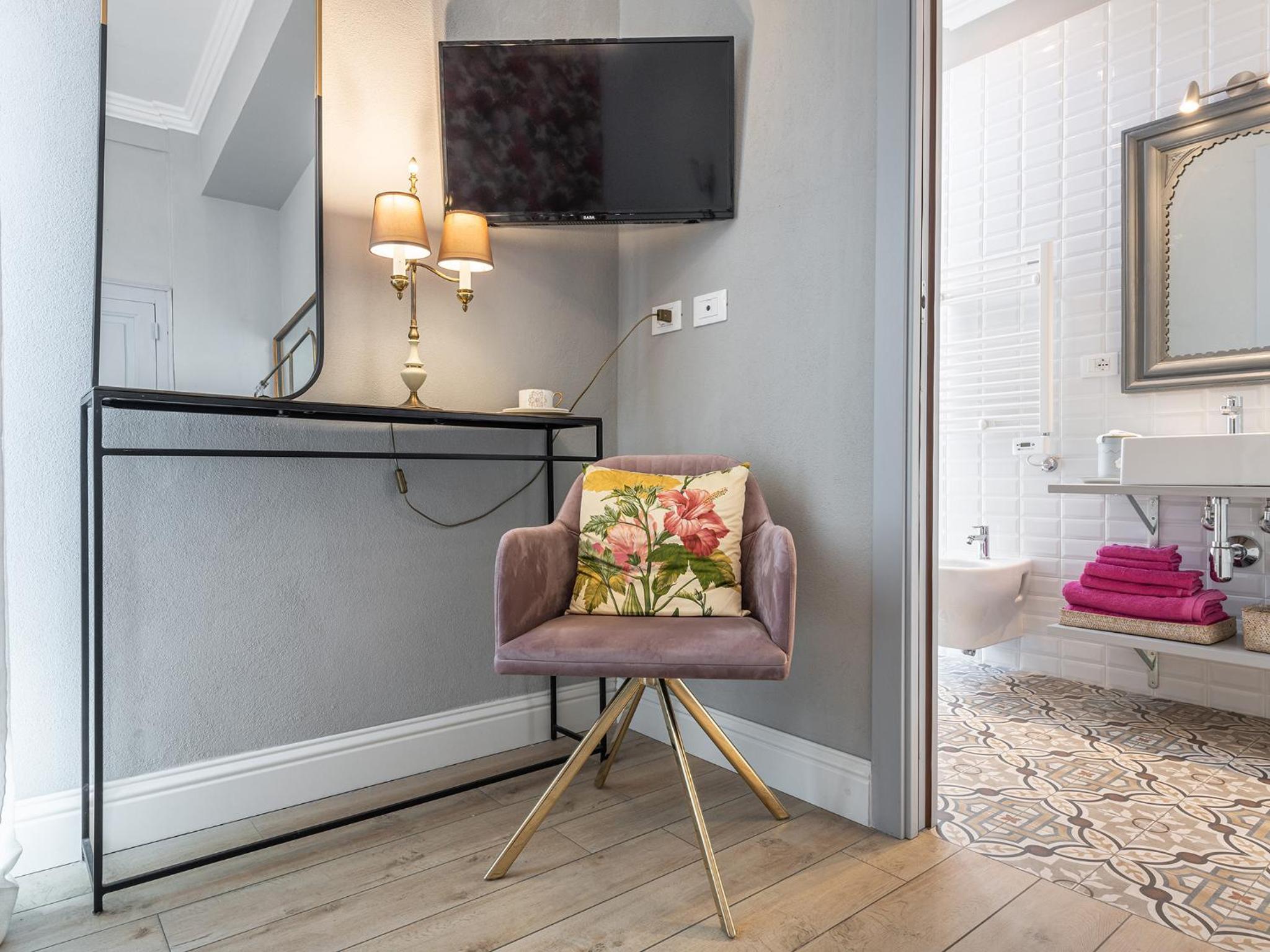 Guest House 73