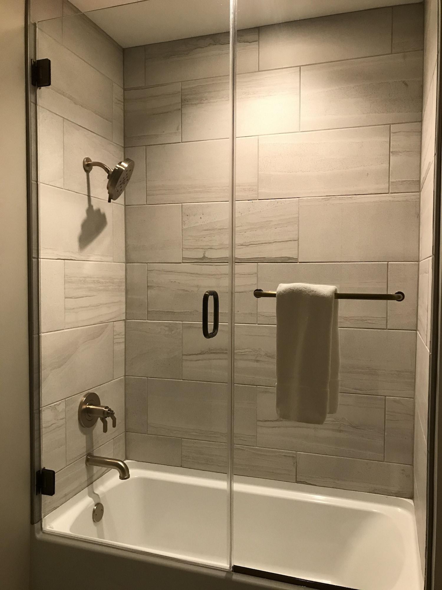 The Inn at Meadowbrook by null