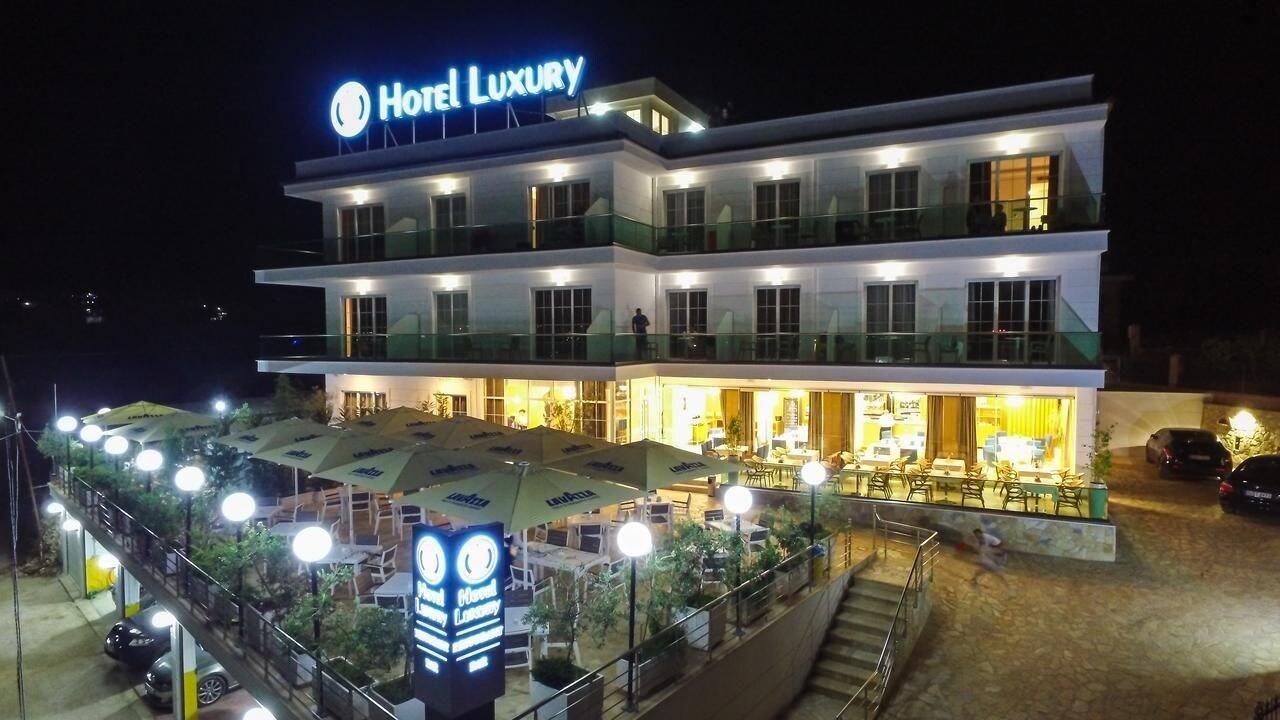 Hotel Luxury - nuotrauka