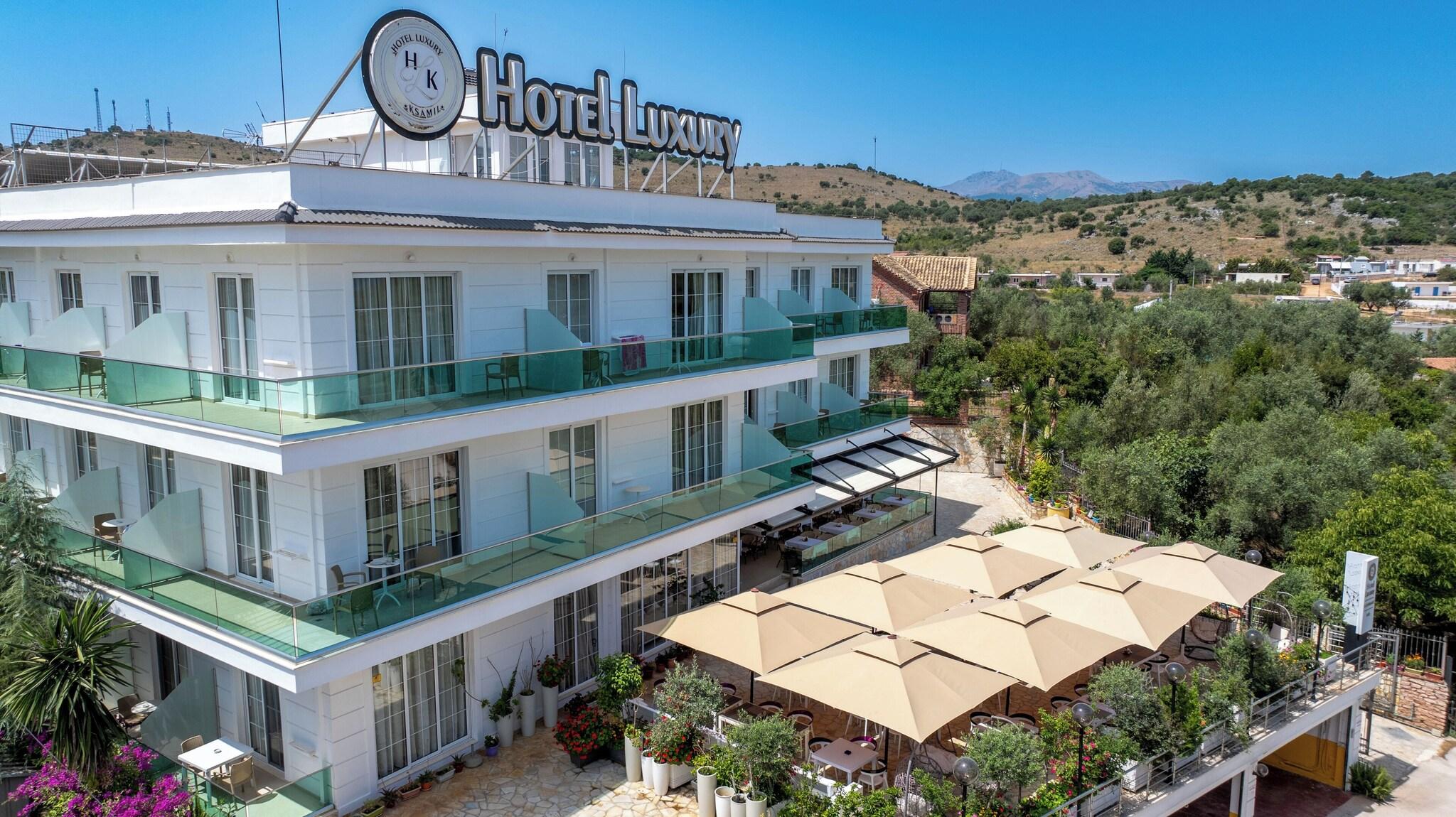 Hotel Luxury - nuotrauka