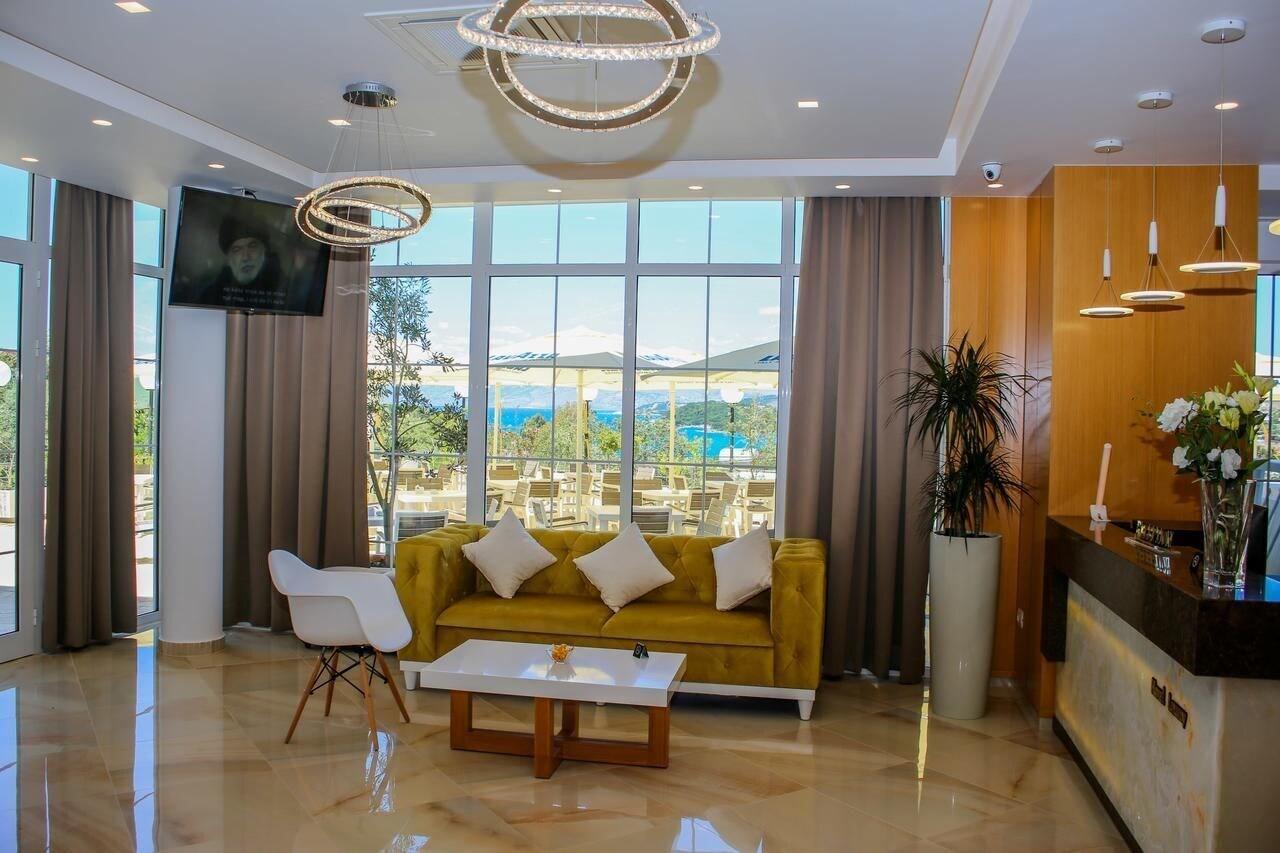 Hotel Luxury by null