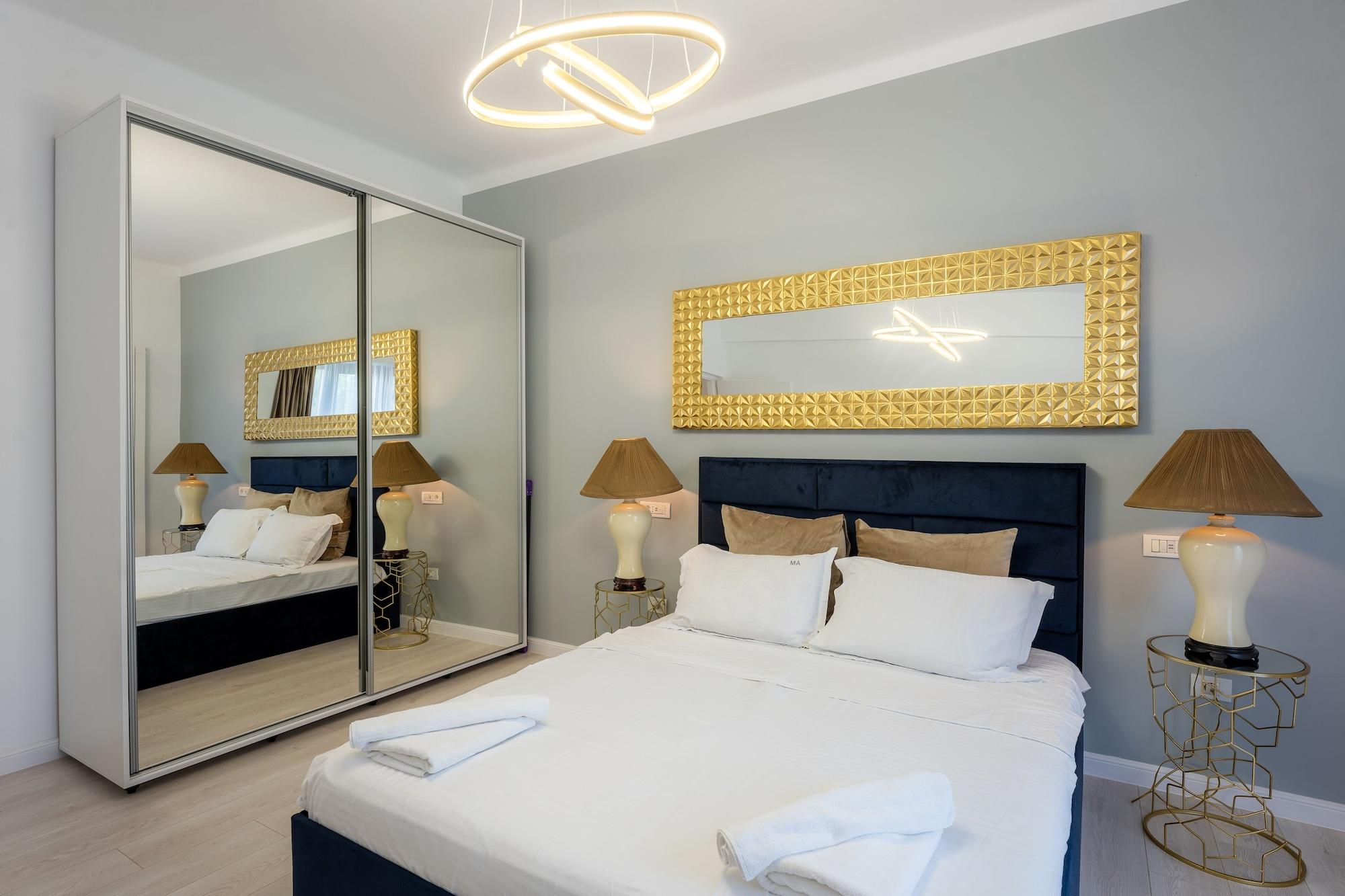 Metropole Apartments Old City