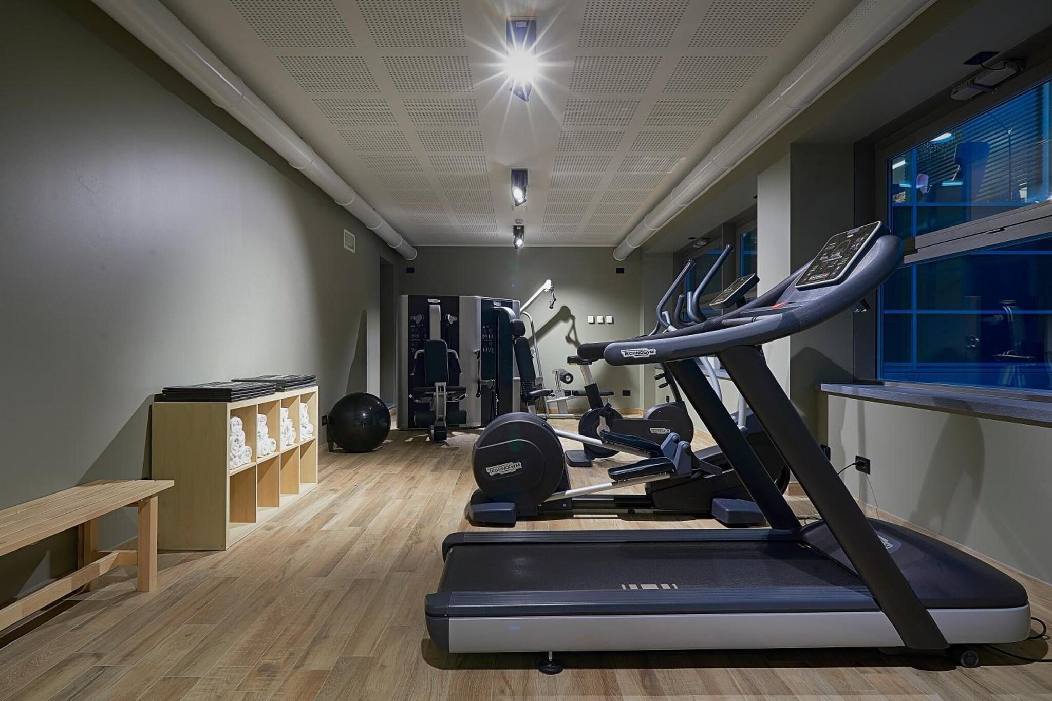 Hotel Link 124 by null