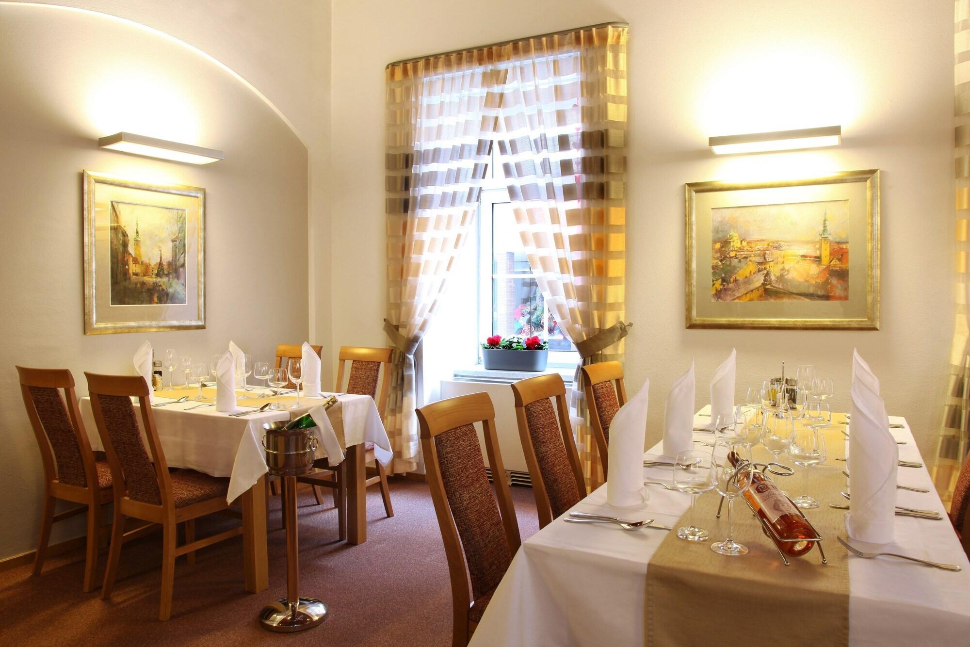 Hotel Trinity