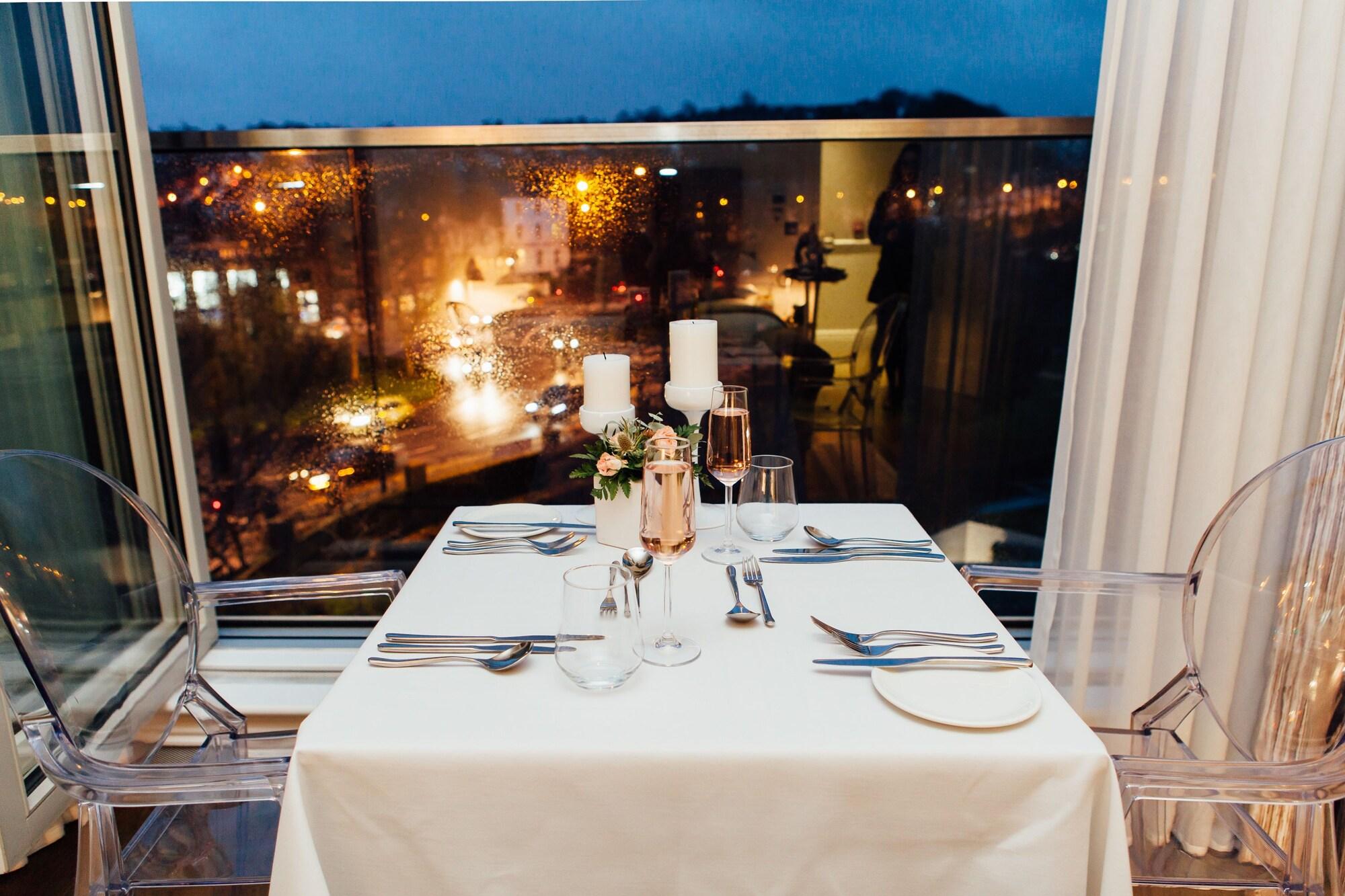 Brocco on the Park by null