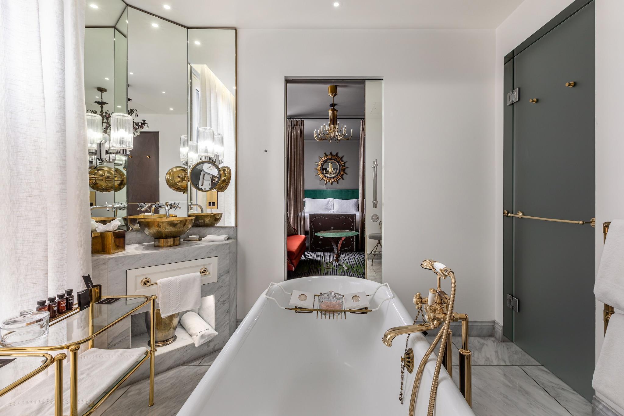 The Mandrake by null