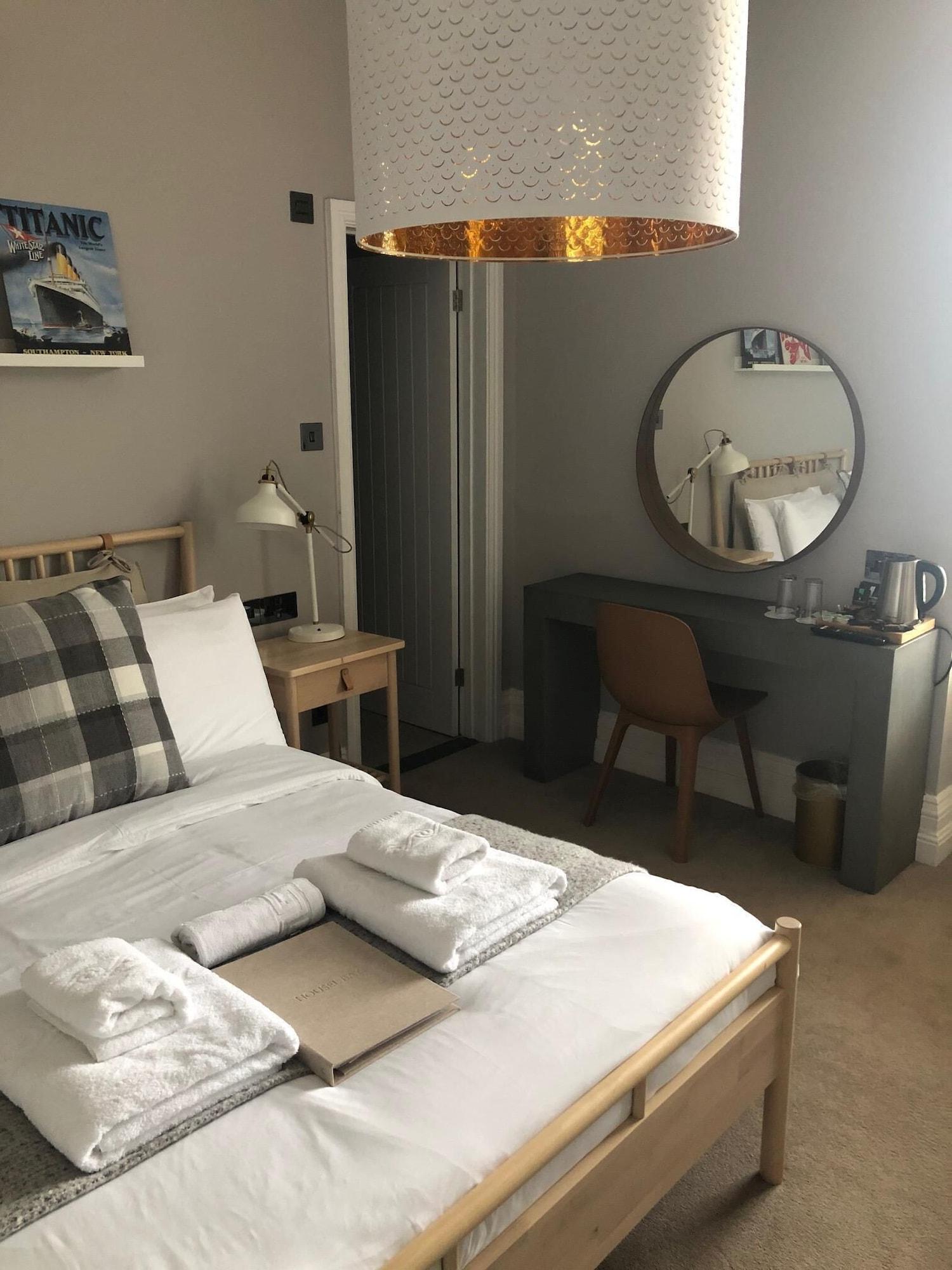 Housel Bay Hotel