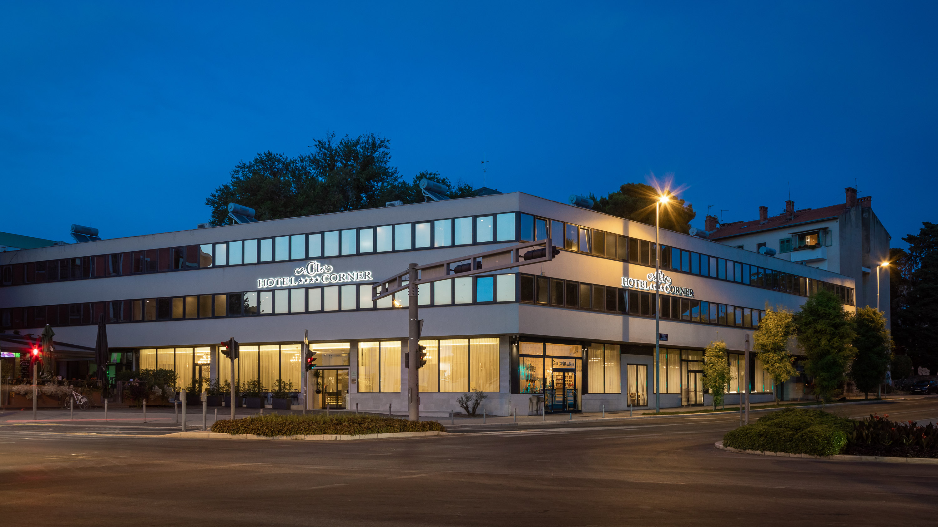Hotel Corner - Poză