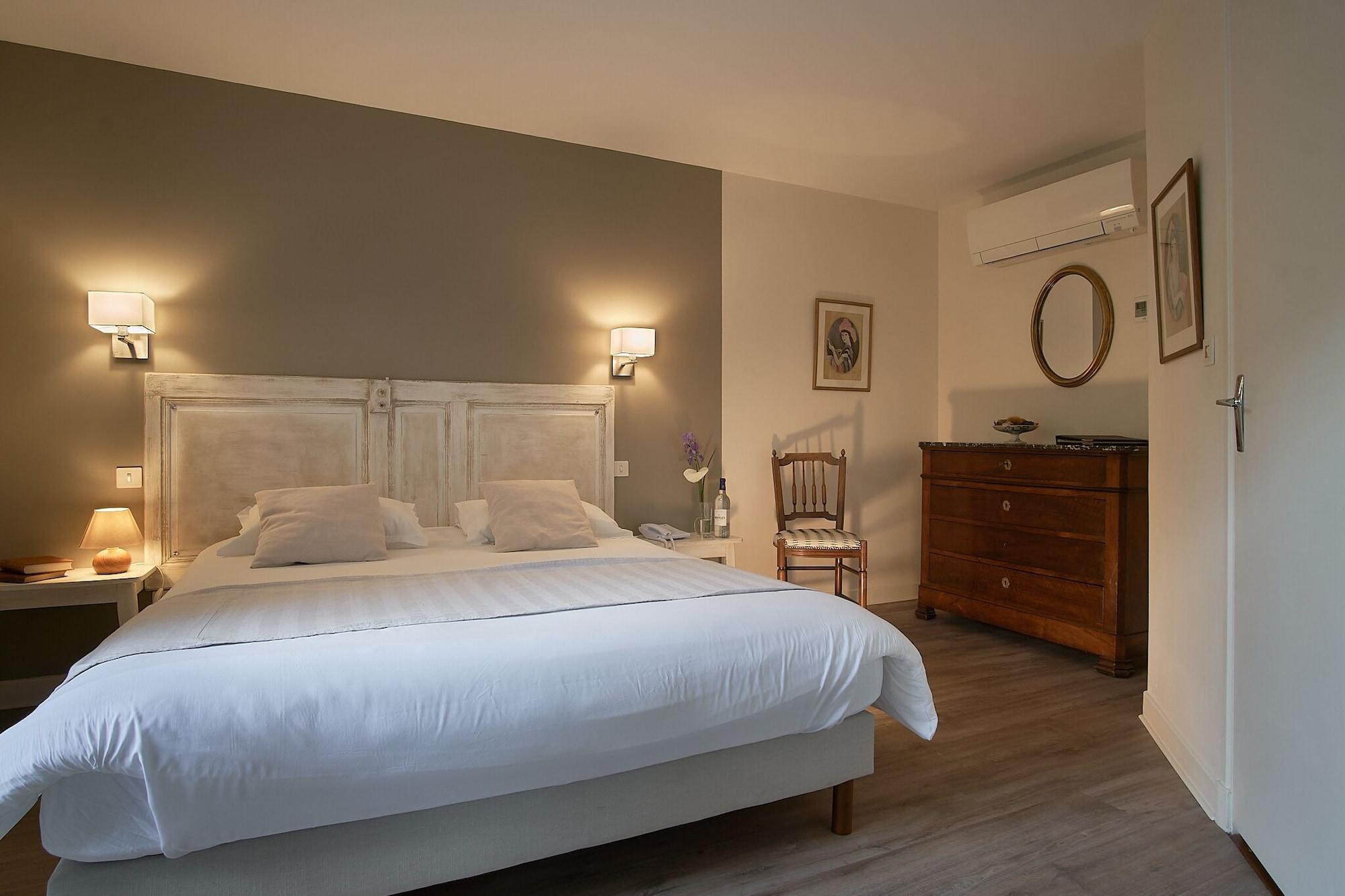 Château de Creissels by null