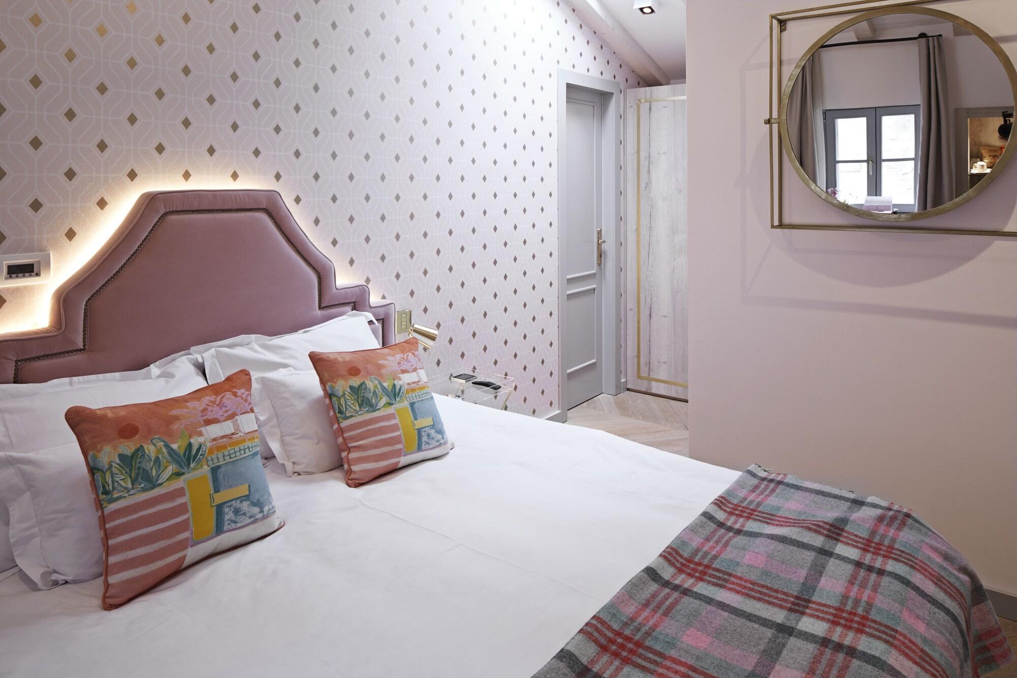 The Melegran by null