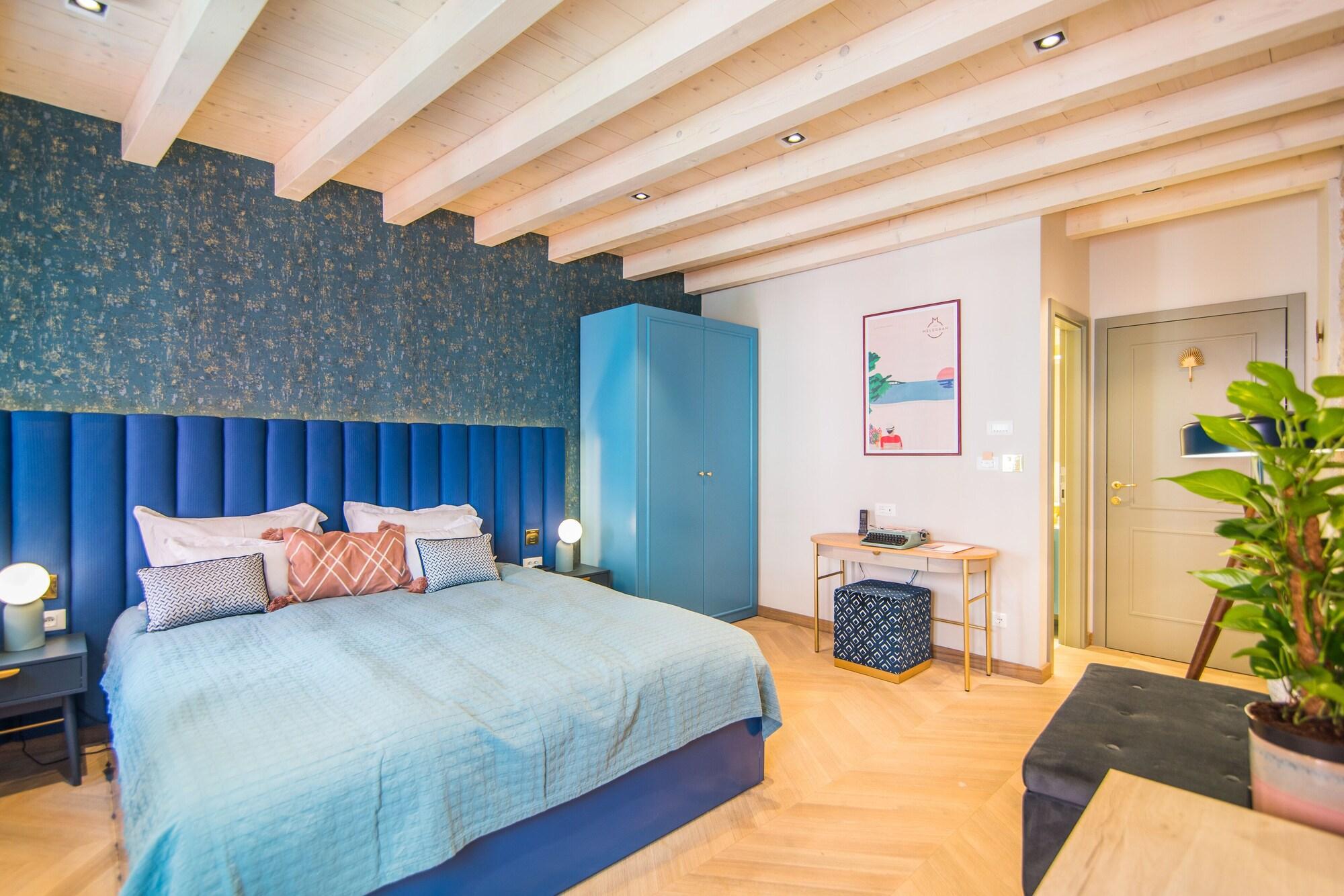 The Melegran by null