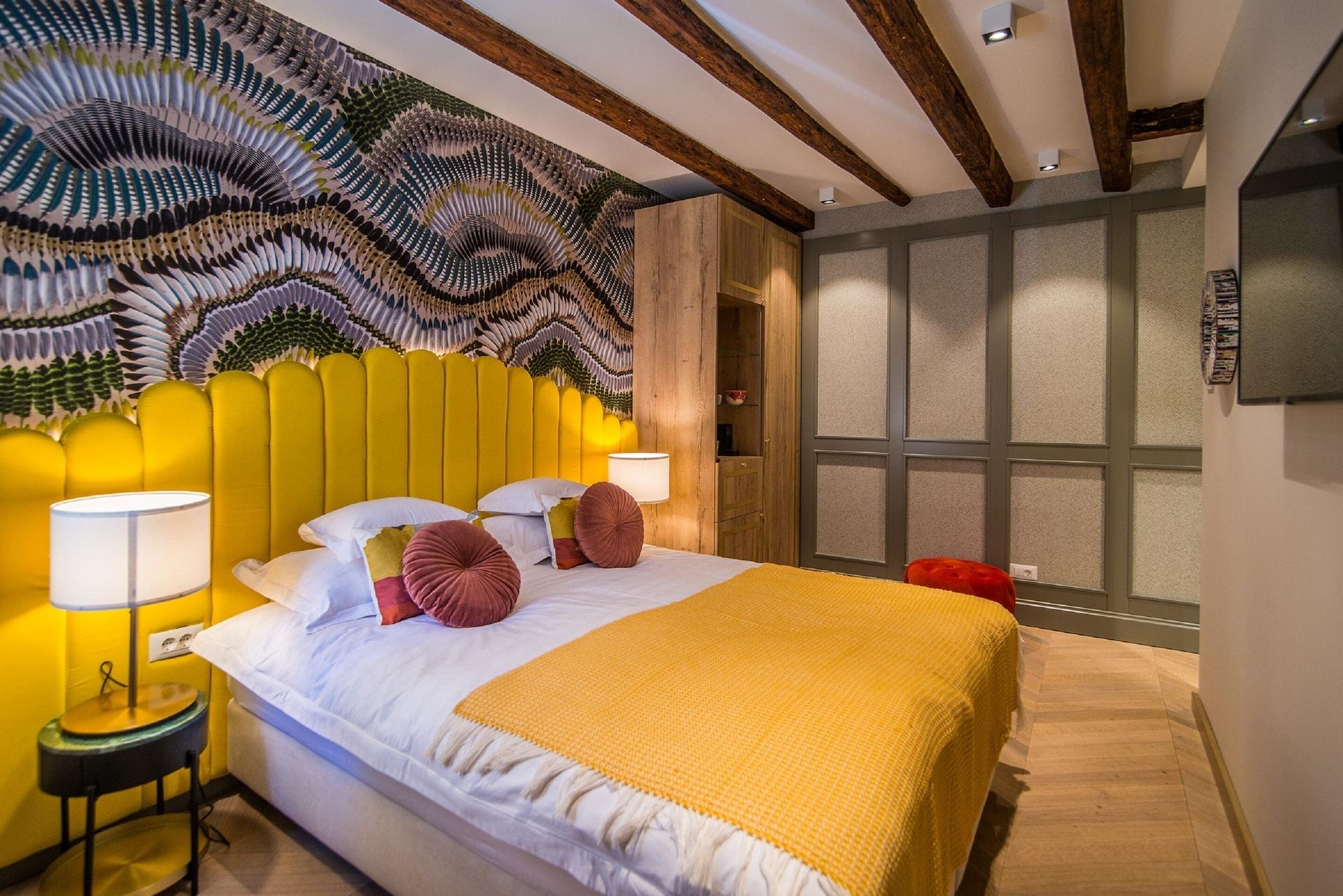 The Melegran by null