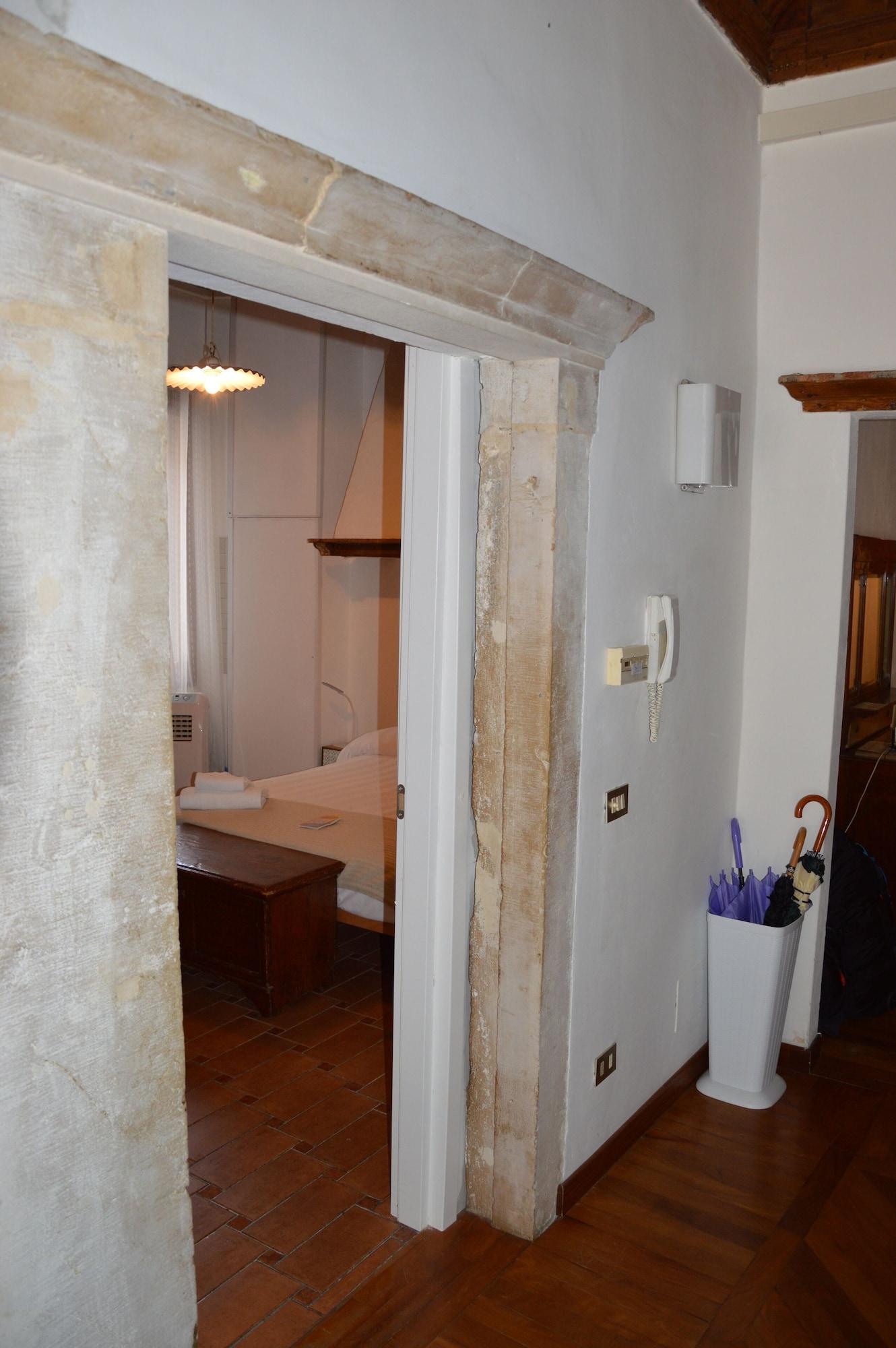 Dorso Duro Apartment - photo