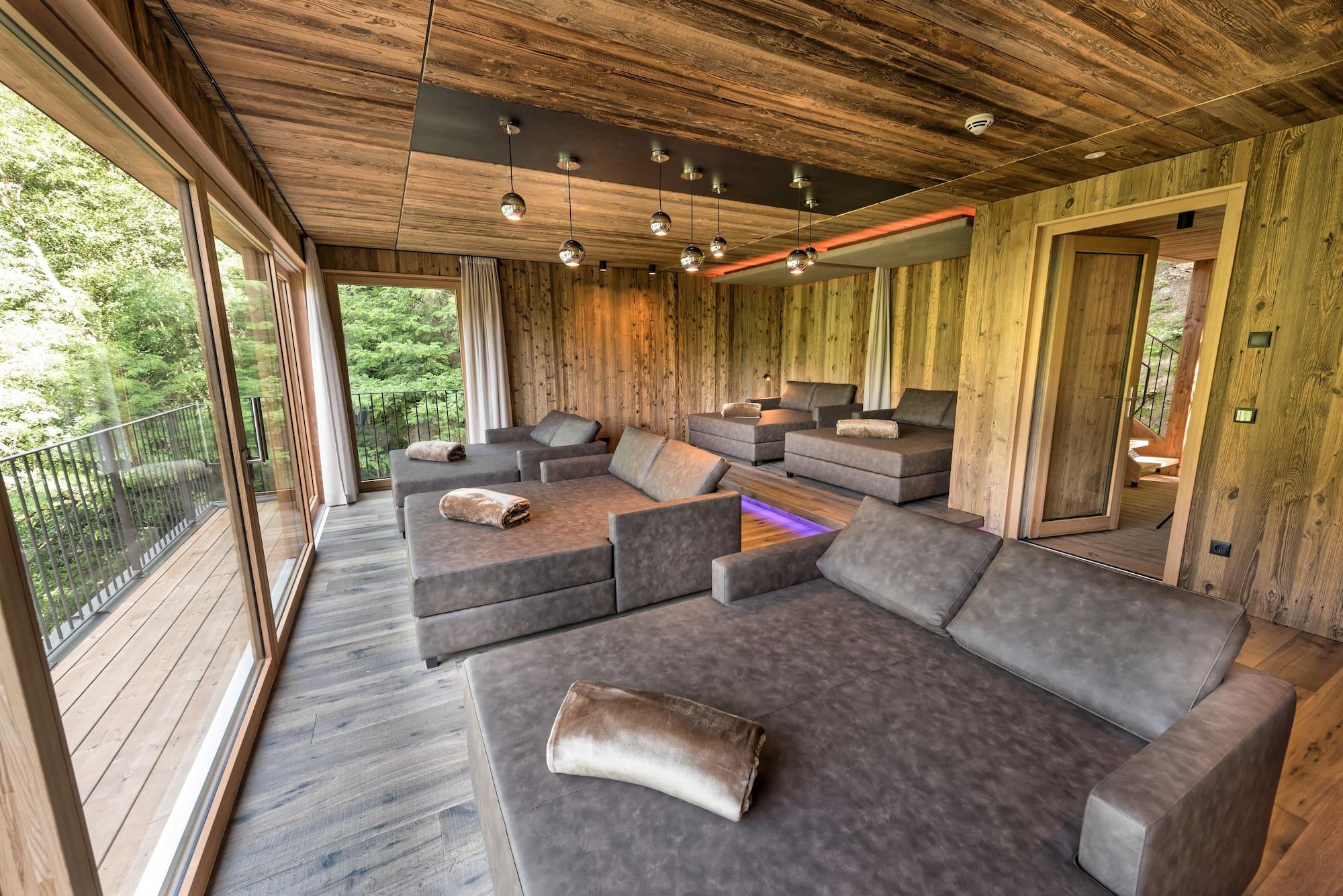 Hotel Bad Fallenbach by null
