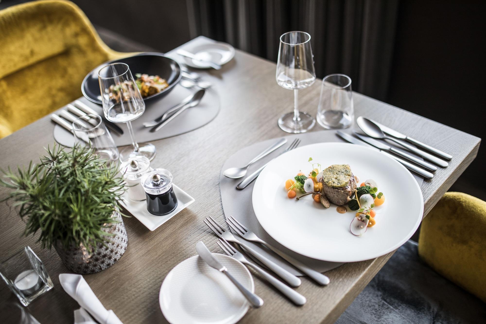 Hotel Bad Fallenbach by null