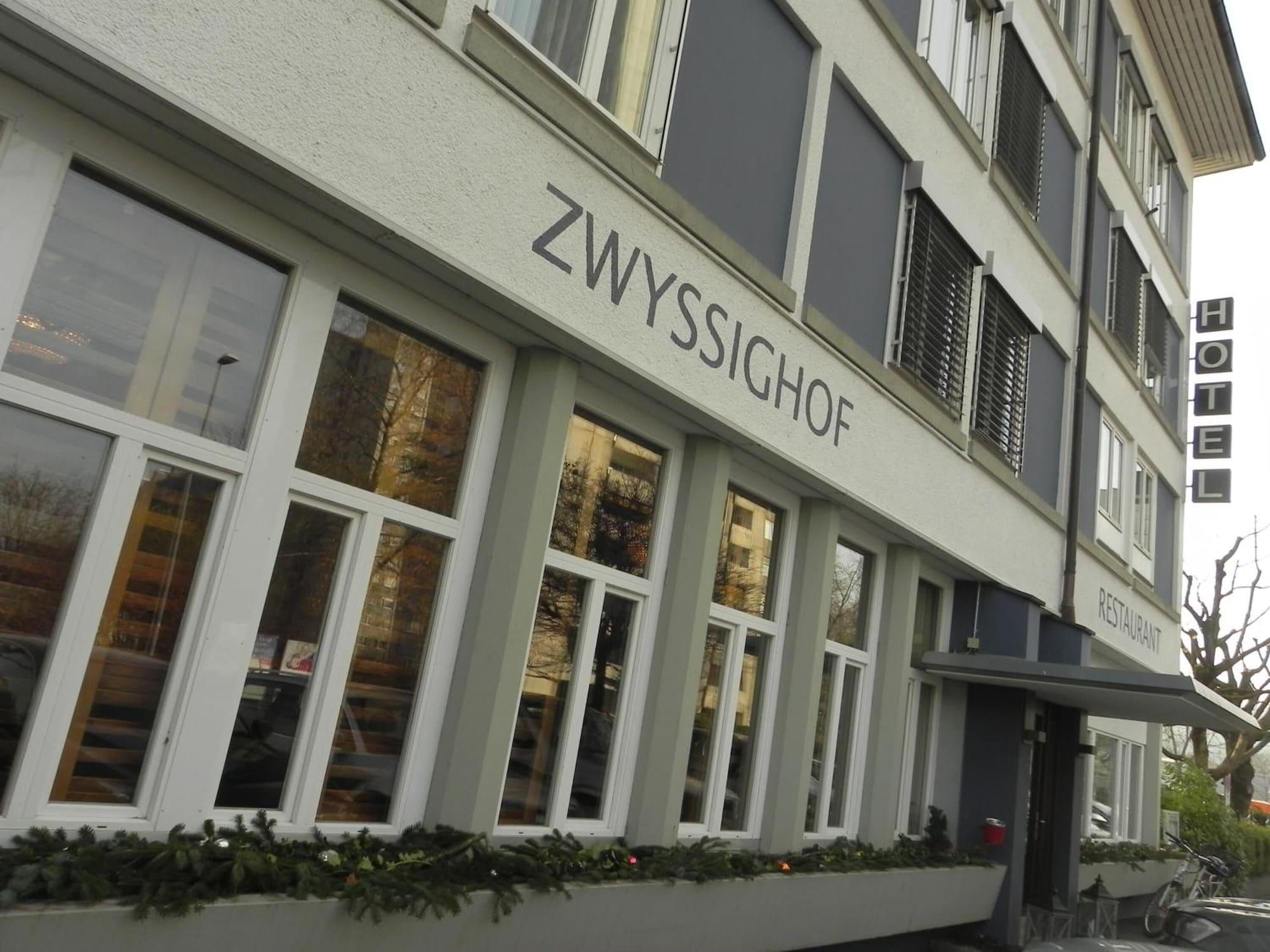 Zys Hotel (Zwyssighof) image