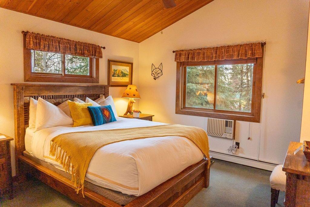 Good Medicine Lodge by null