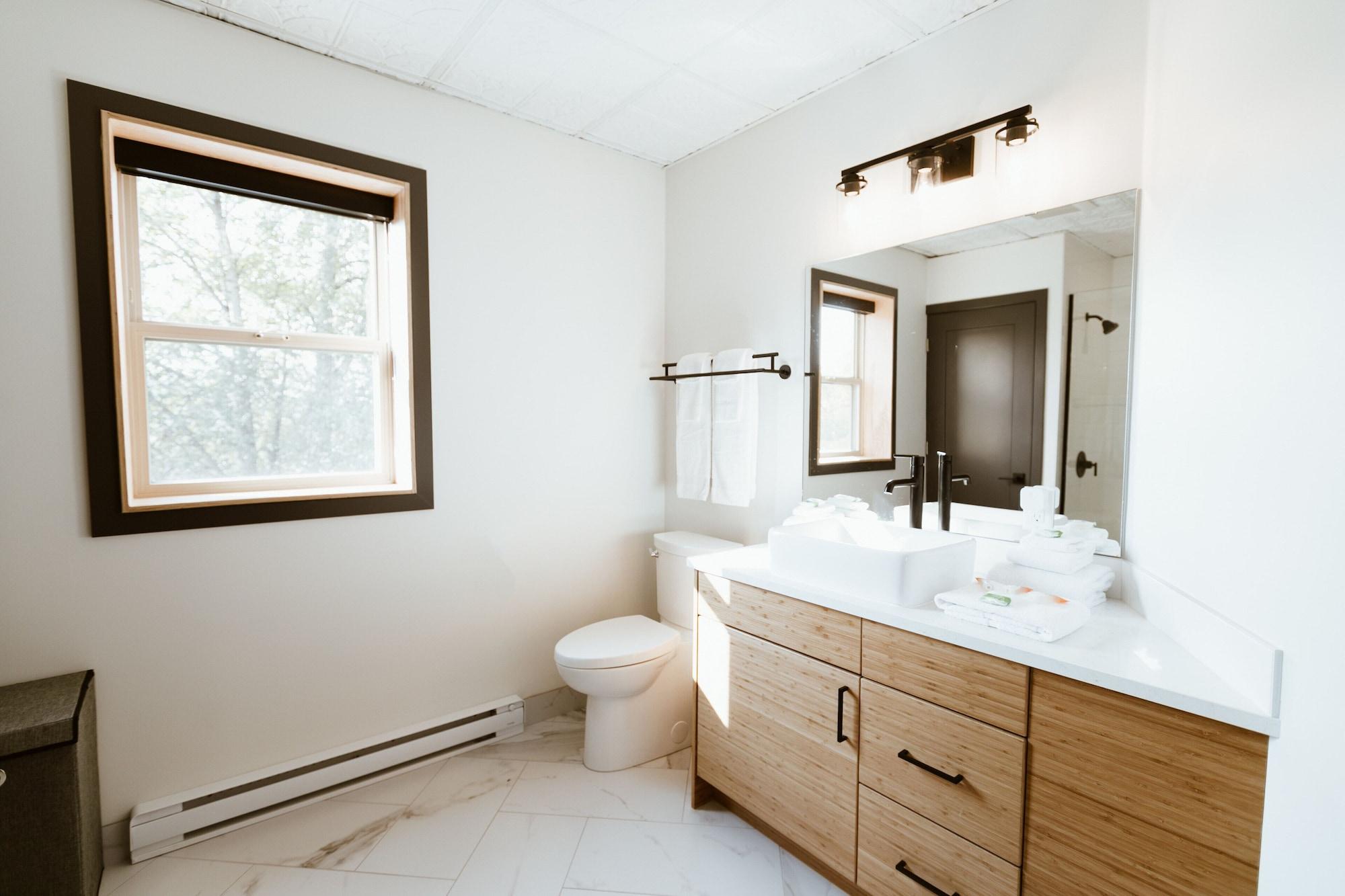 The Flying Steamshovel Inn & Gastropub by null