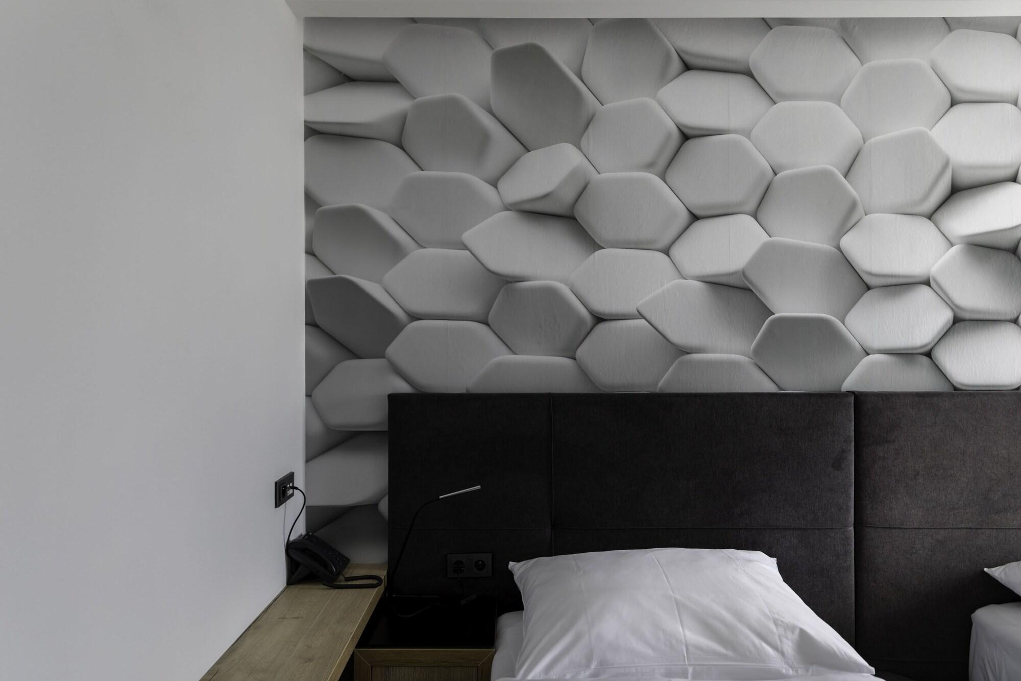 4 Smart Hotel