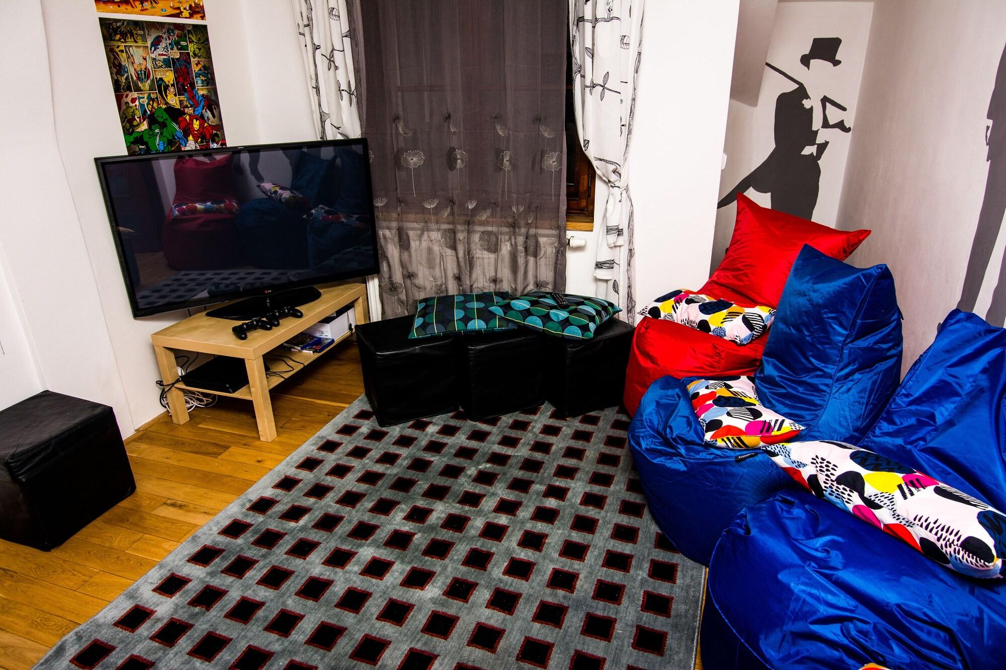 Onefam Míru Hostel Prague by null