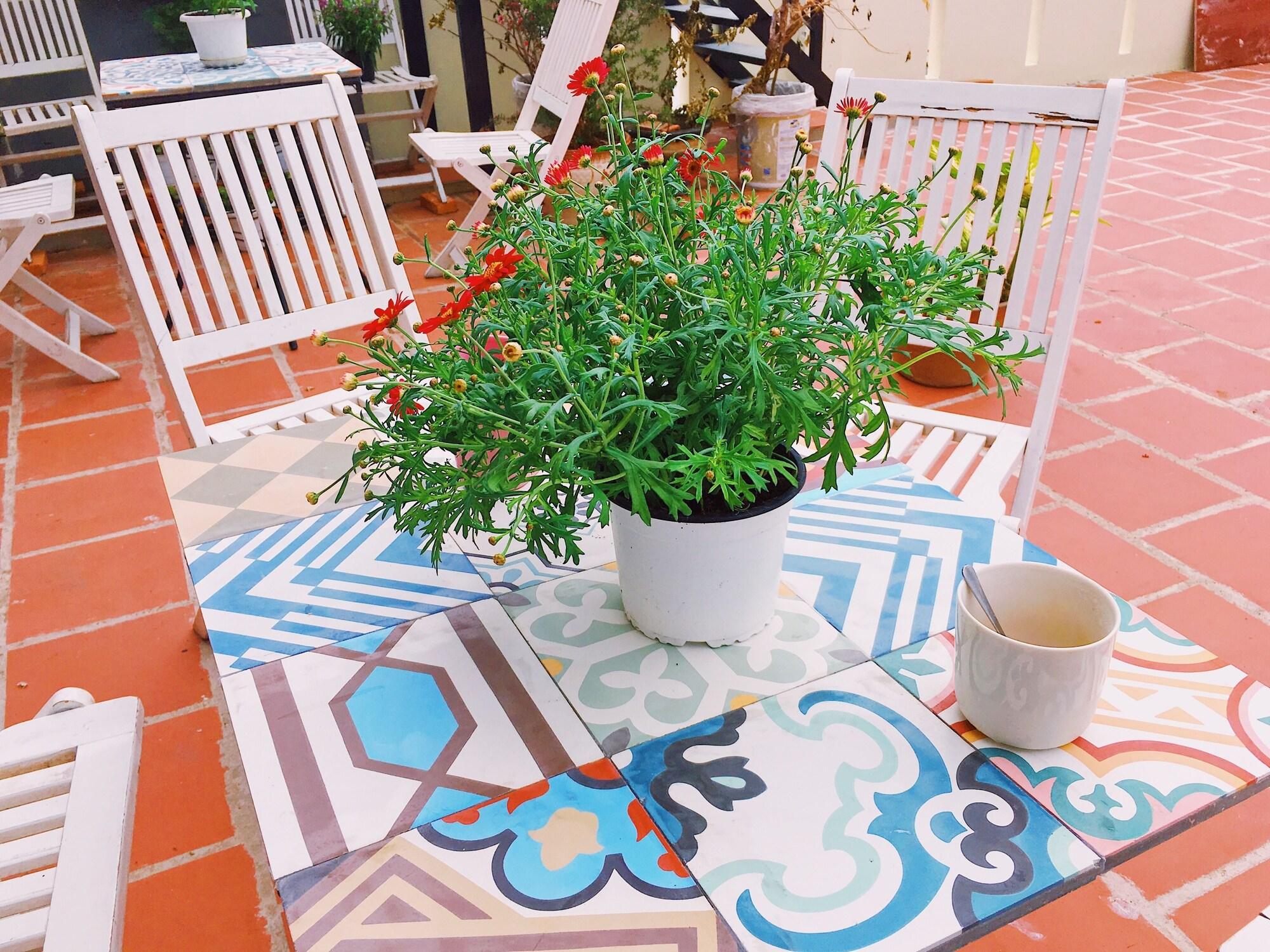 Birdnests Hotel - photo