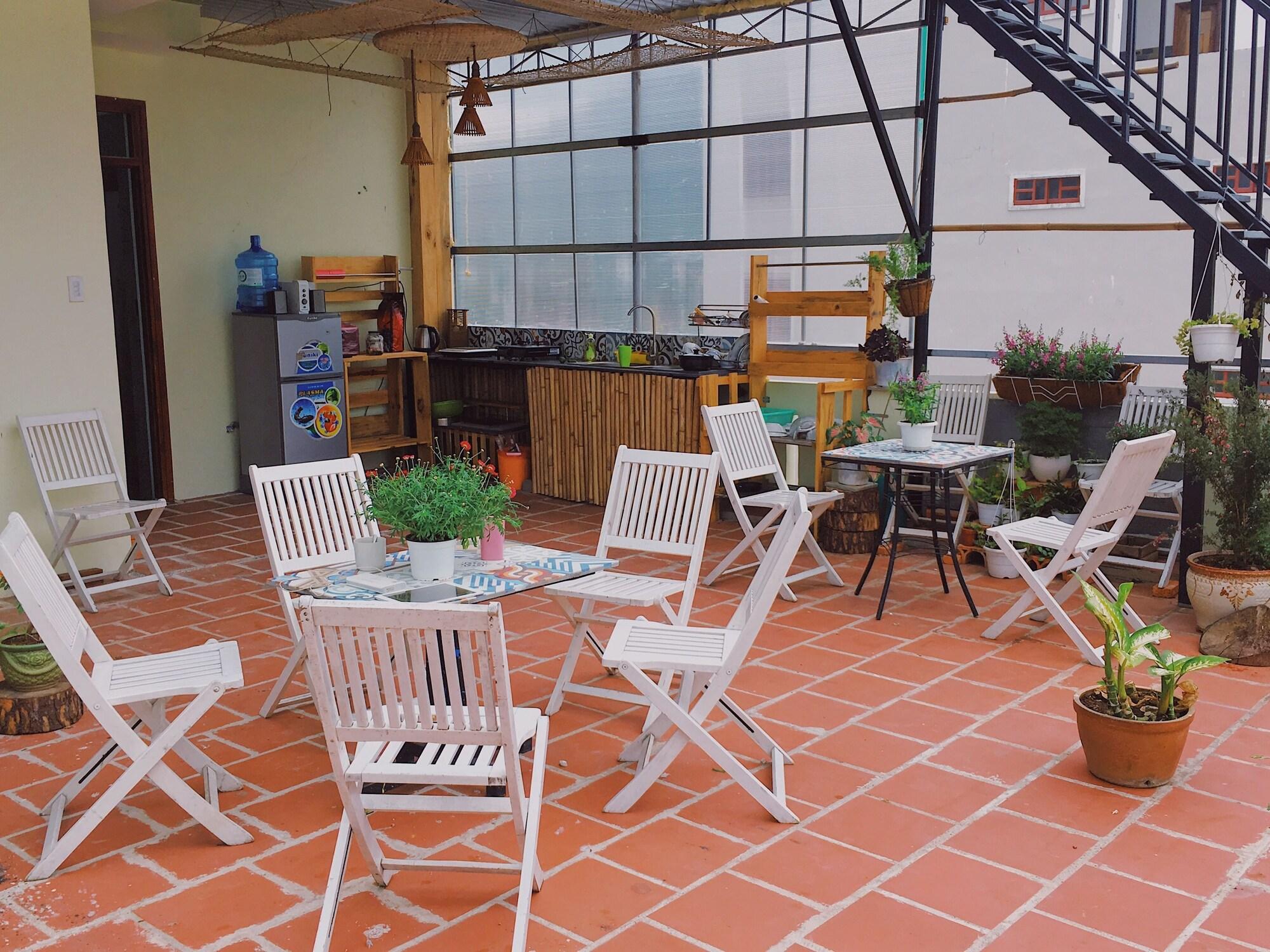 Birdnests Hotel - photo