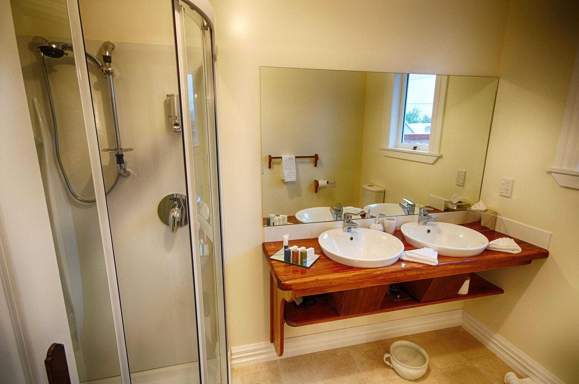 Theatre Royal Hotel by null