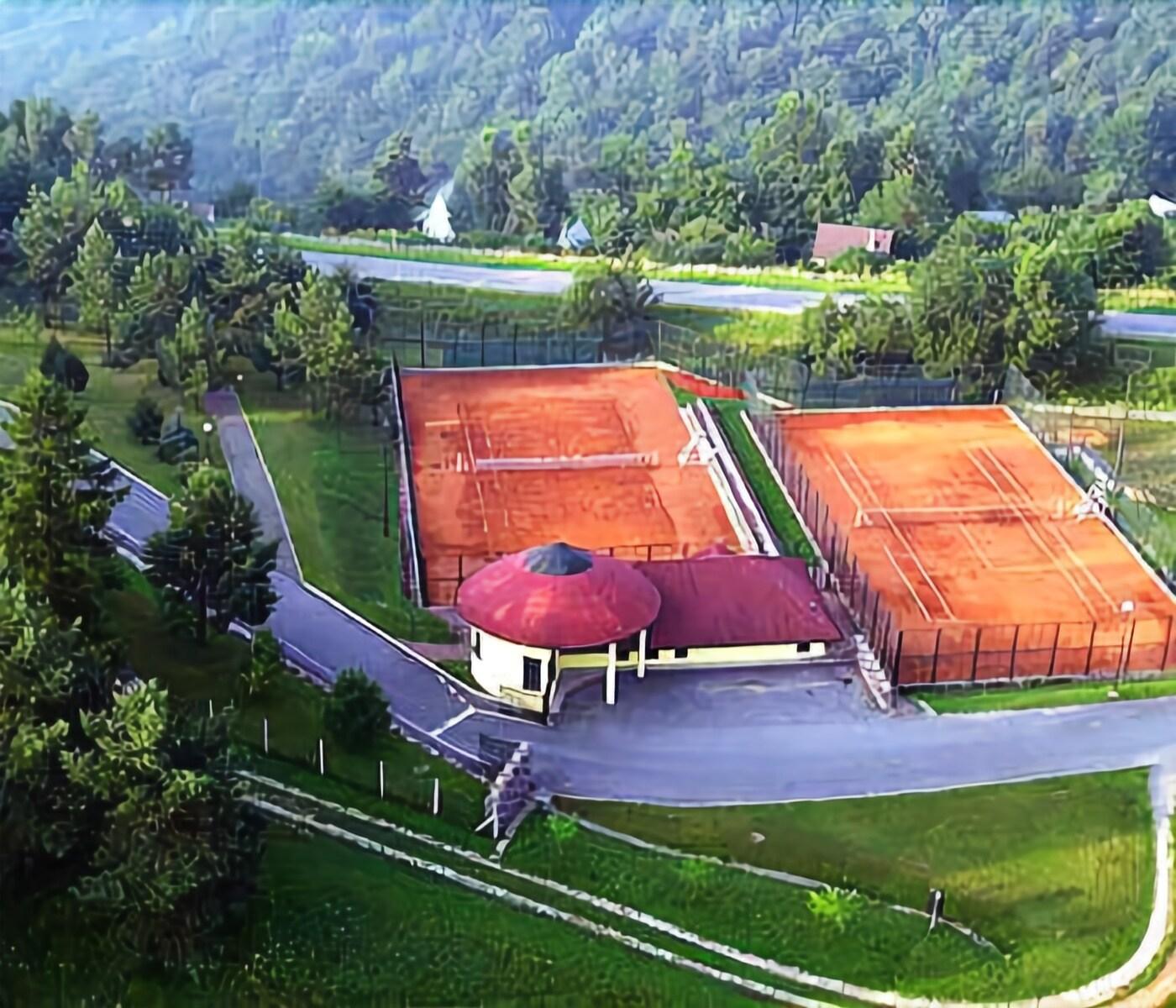 Hotel Bellevue by null